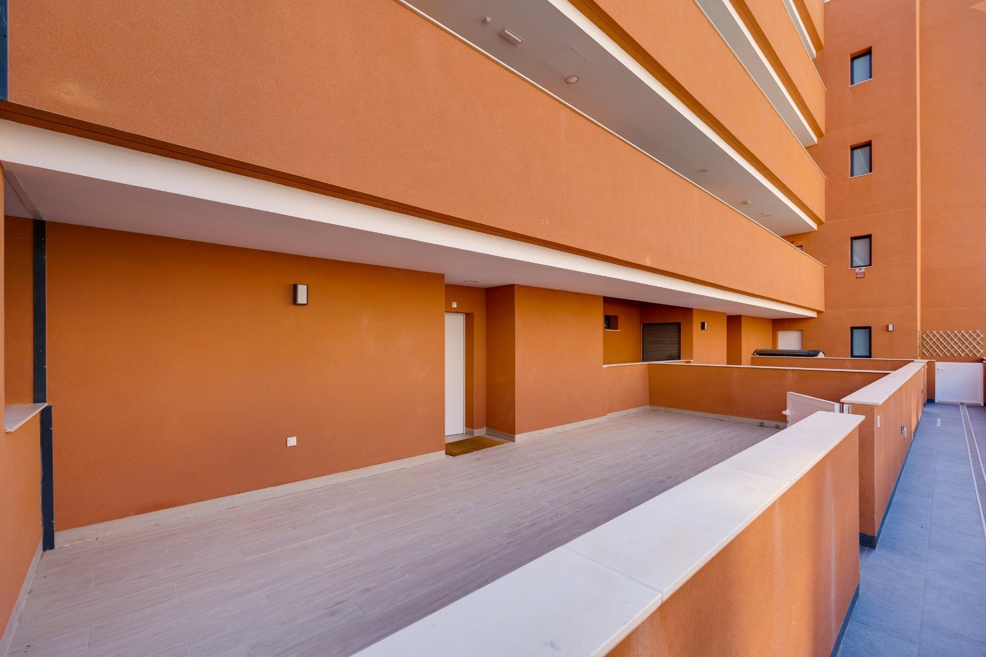 Segunda mano - Apartamento -
Orihuela Costa - Villamartín-las Filipinas