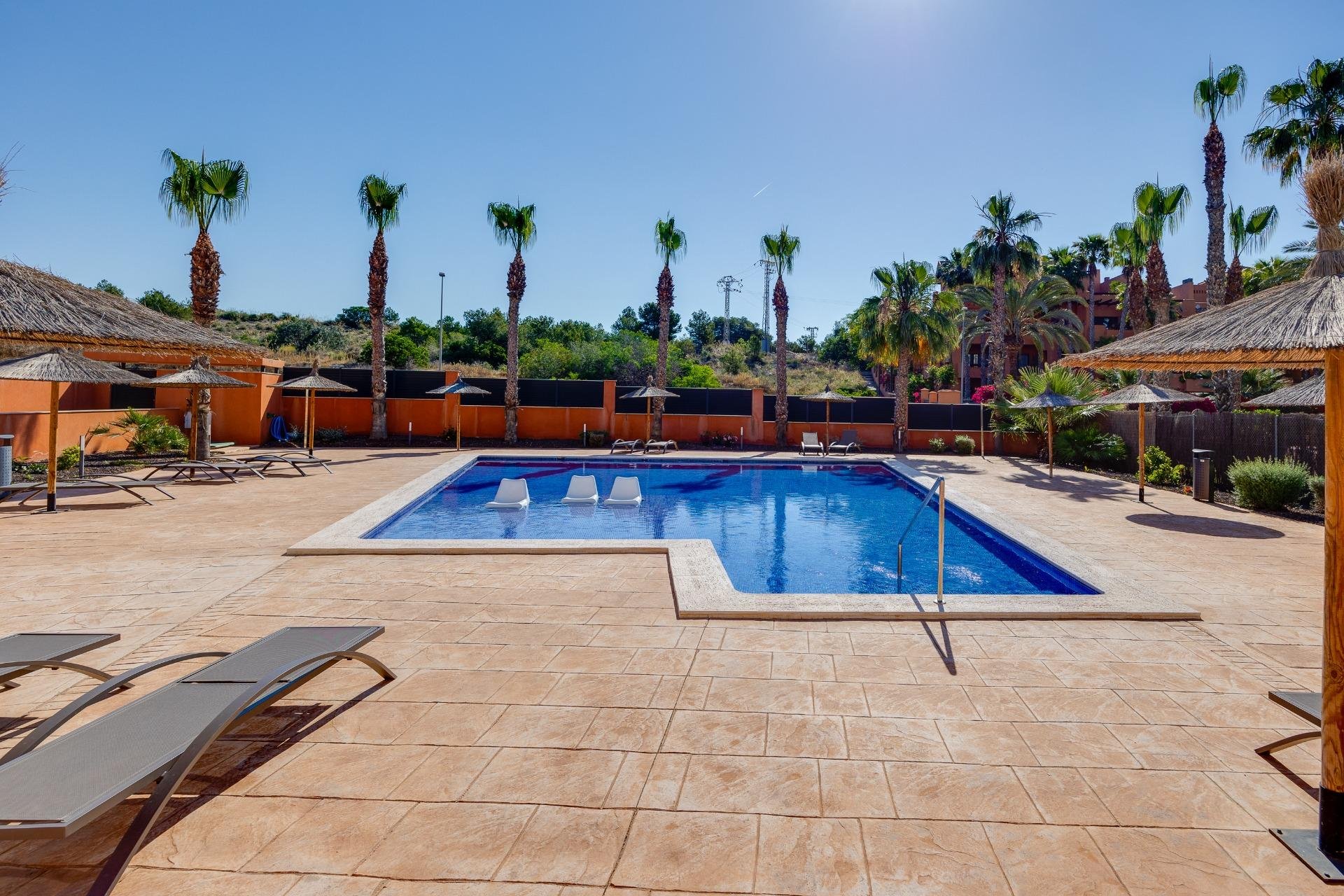 Segunda mano - Apartamento -
Orihuela Costa - Villamartín-las Filipinas