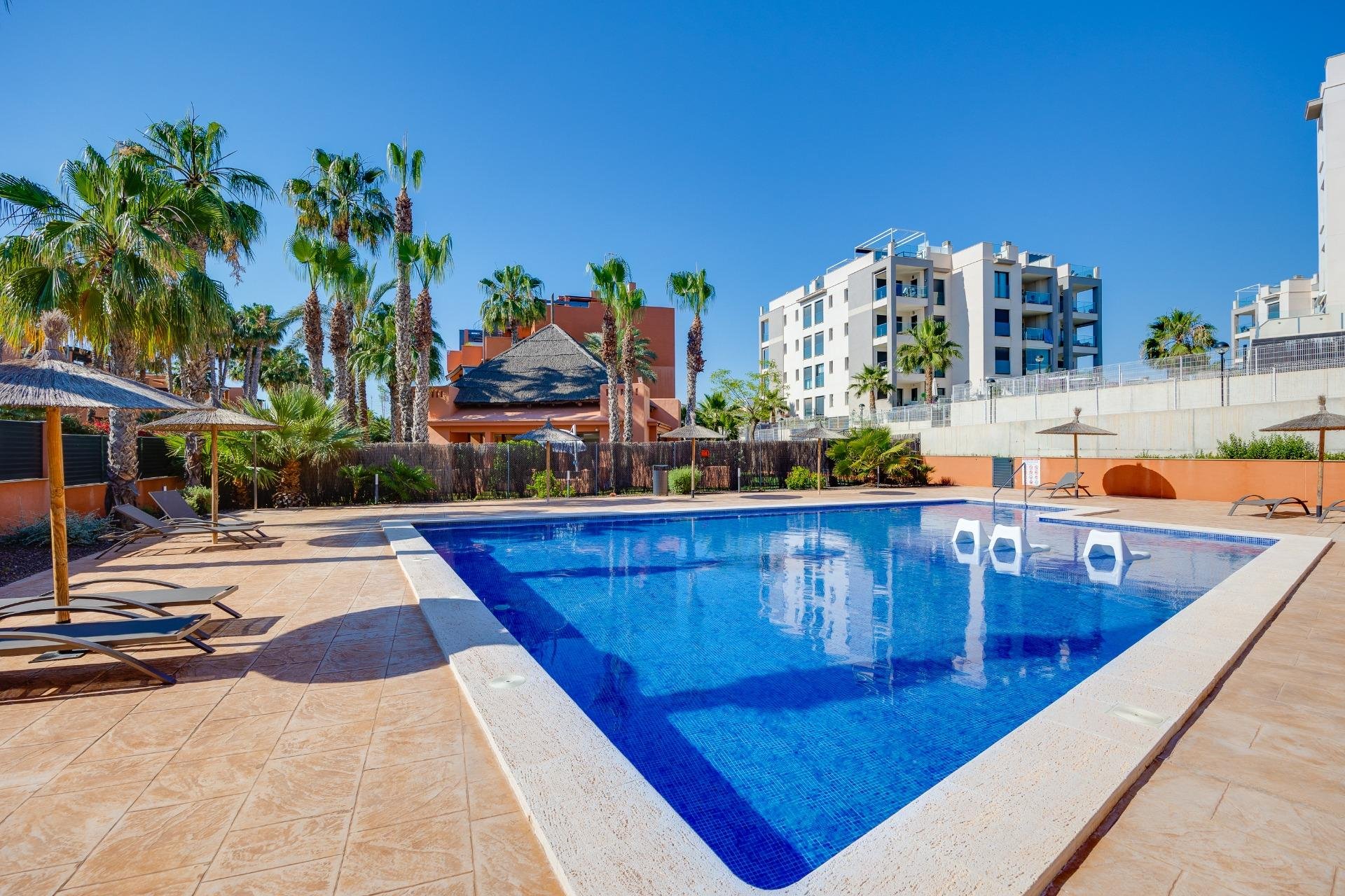 Segunda mano - Apartamento -
Orihuela Costa - Villamartín-las Filipinas