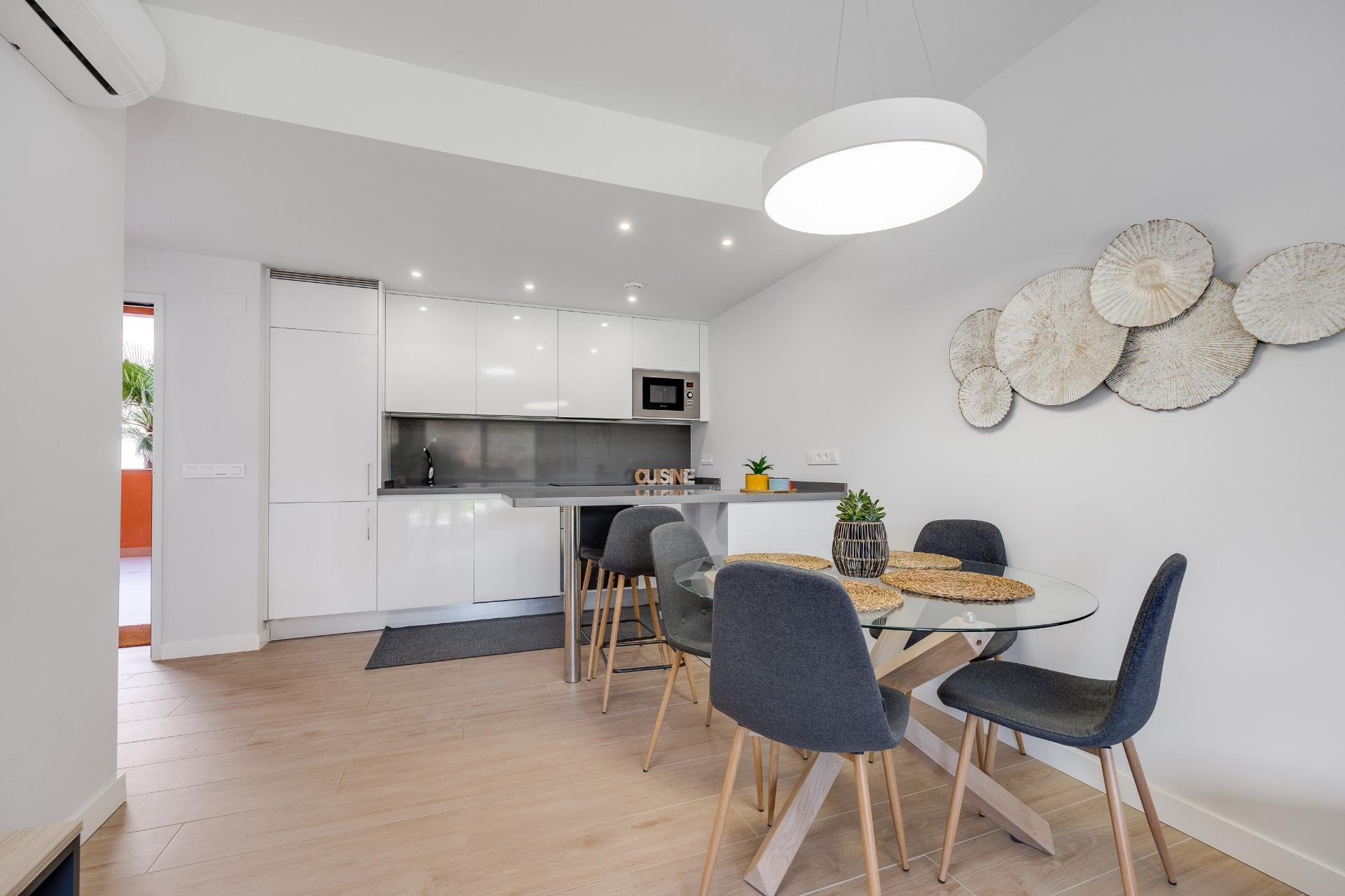 Segunda mano - Apartamento -
Orihuela Costa - Villamartín-las Filipinas
