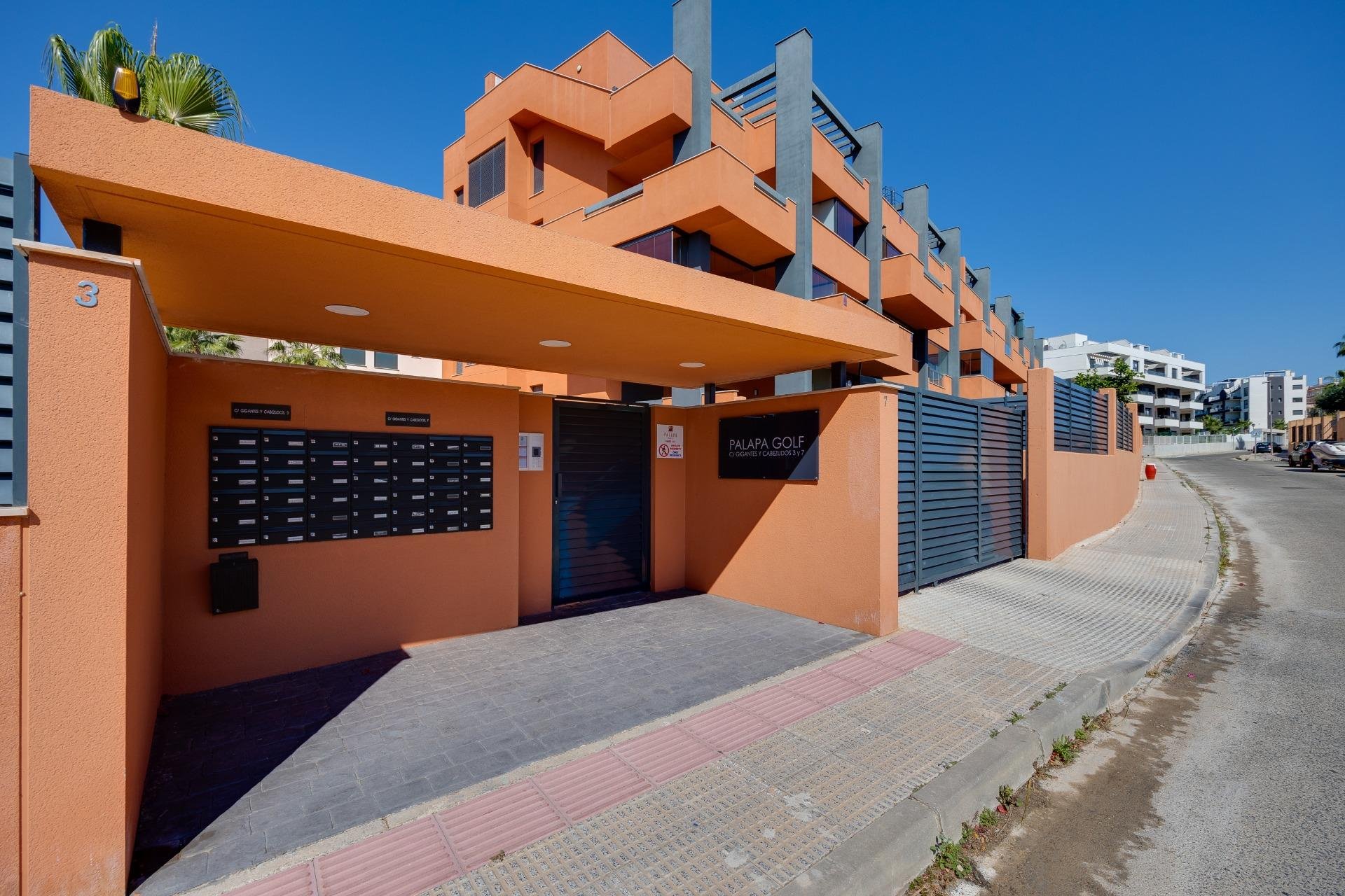 Segunda mano - Apartamento -
Orihuela Costa - Villamartín-las Filipinas