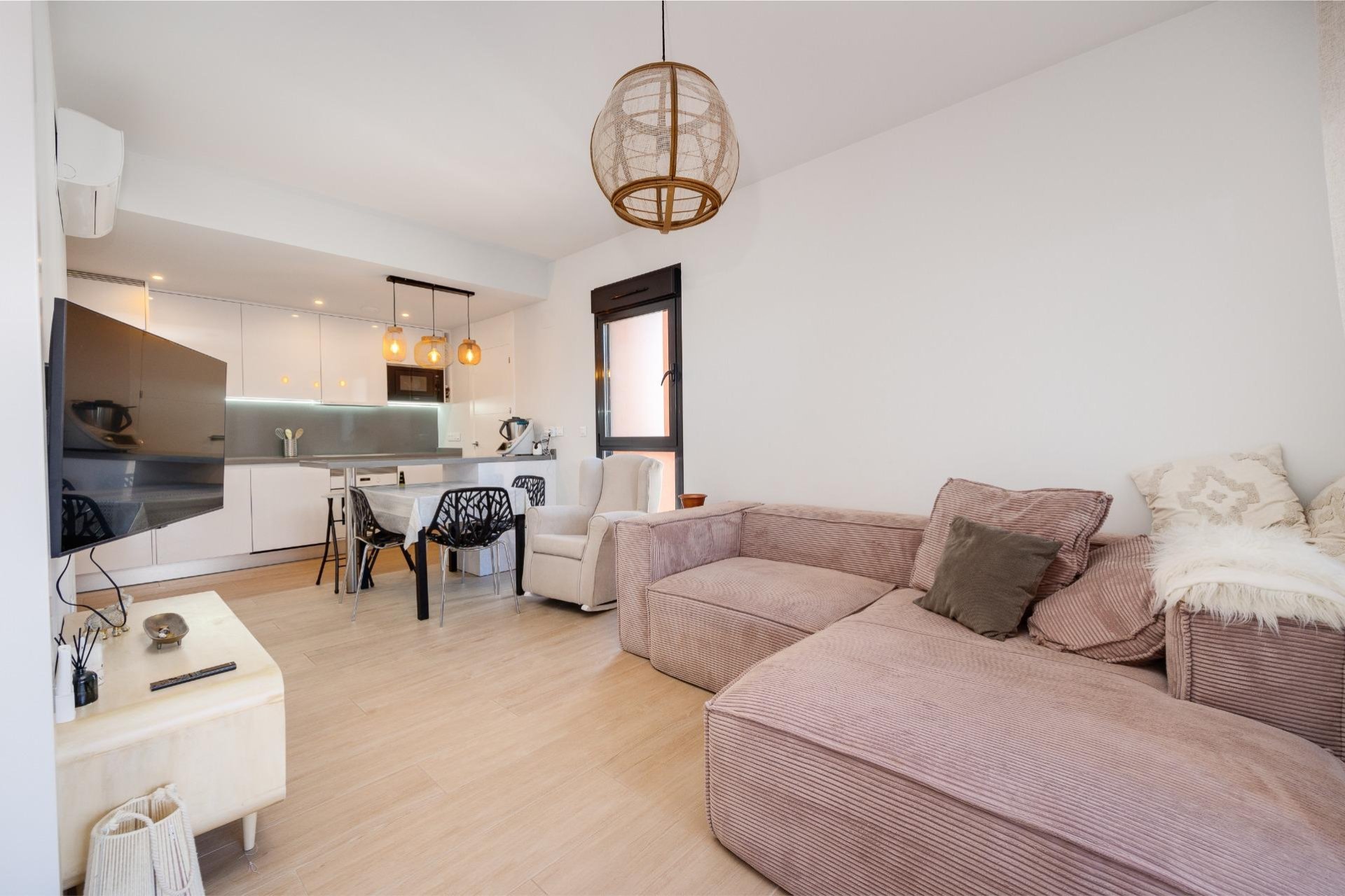 Segunda mano - Apartamento -
Orihuela Costa - Villamartín-las Filipinas