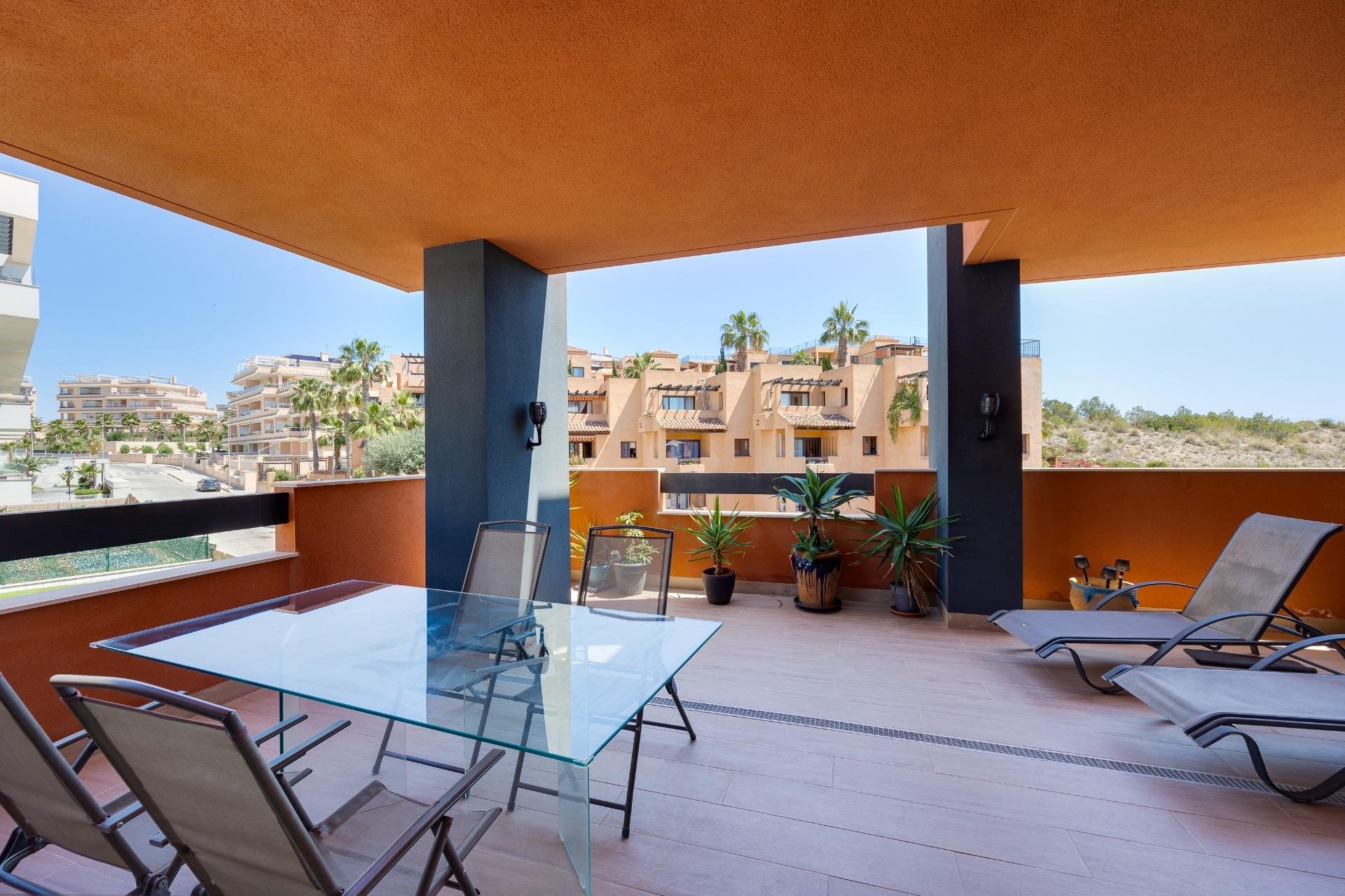 Segunda mano - Apartamento -
Orihuela Costa - Villamartín-las Filipinas