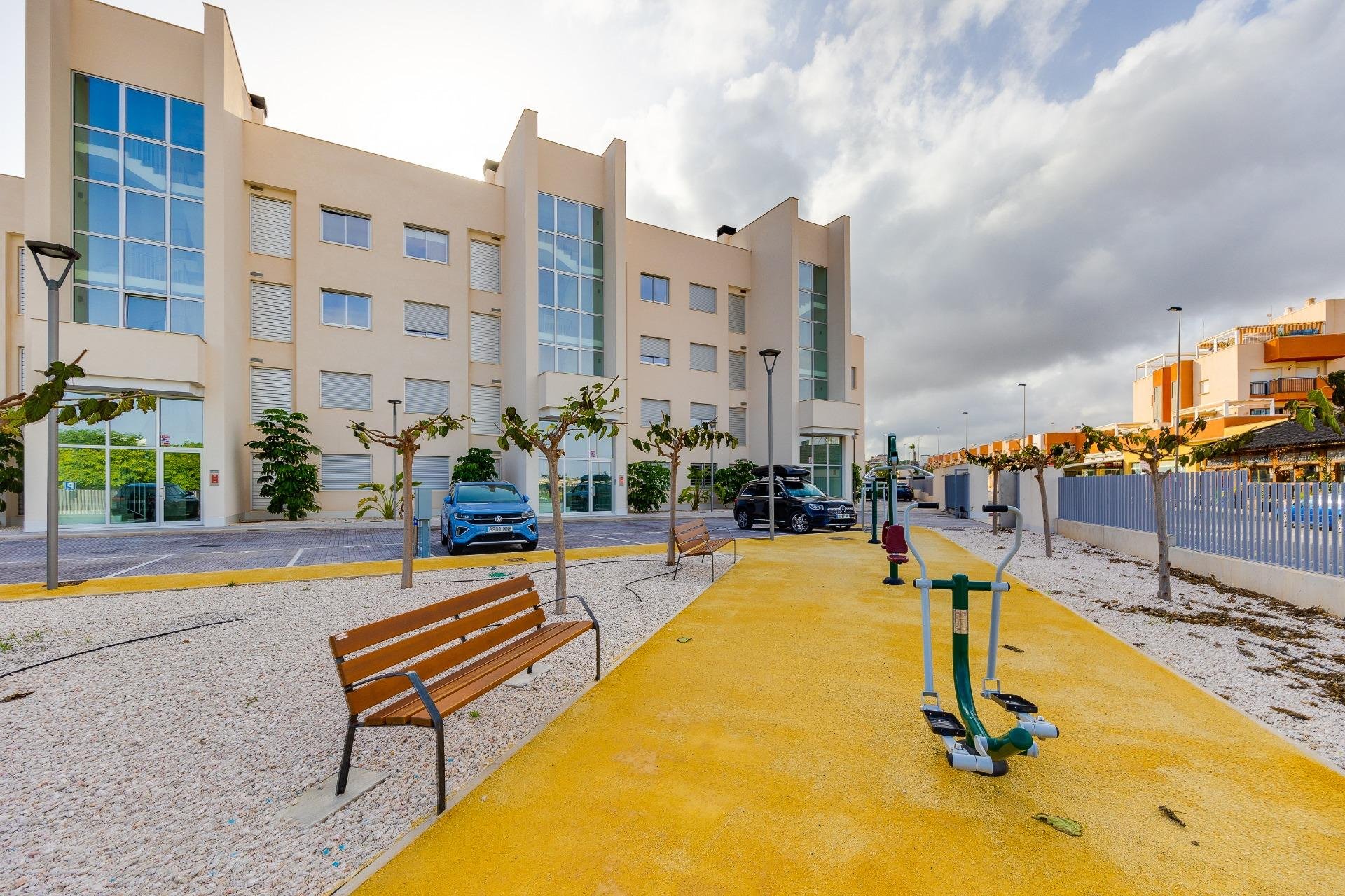 Segunda mano - Apartamento -
Orihuela Costa - Villamartín-las Filipinas