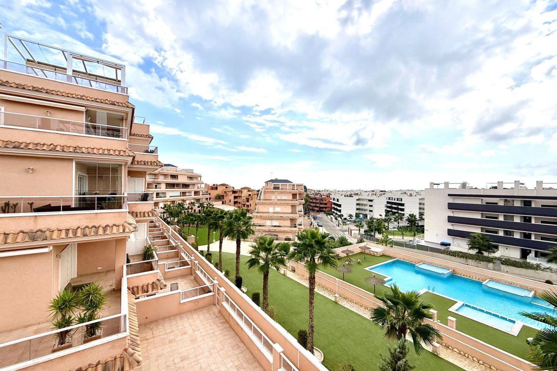 Segunda mano - Apartamento -
Orihuela Costa - Villamartín-las Filipinas