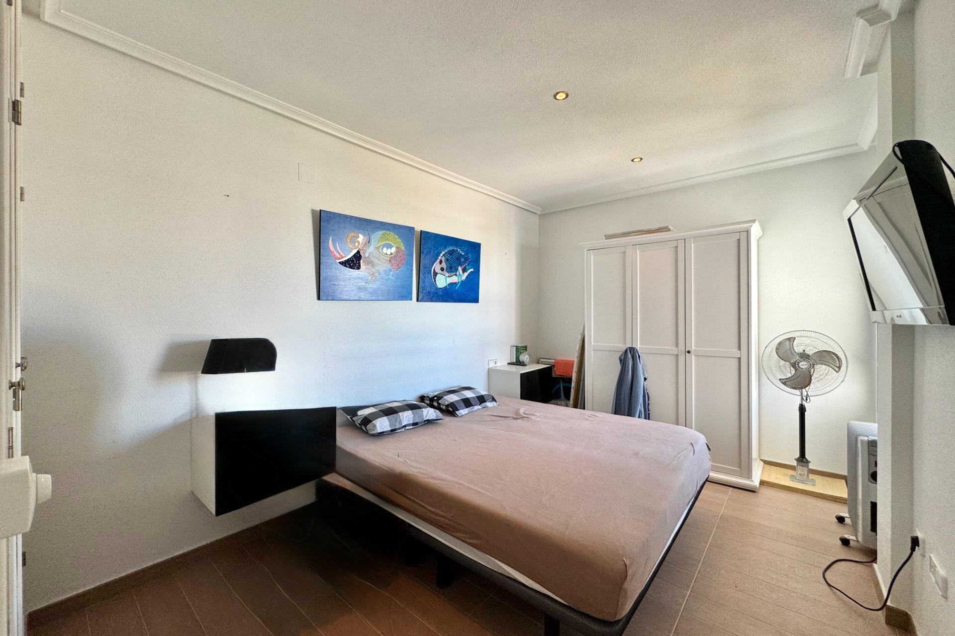 Segunda mano - Apartamento -
Orihuela Costa - Villamartín-las Filipinas