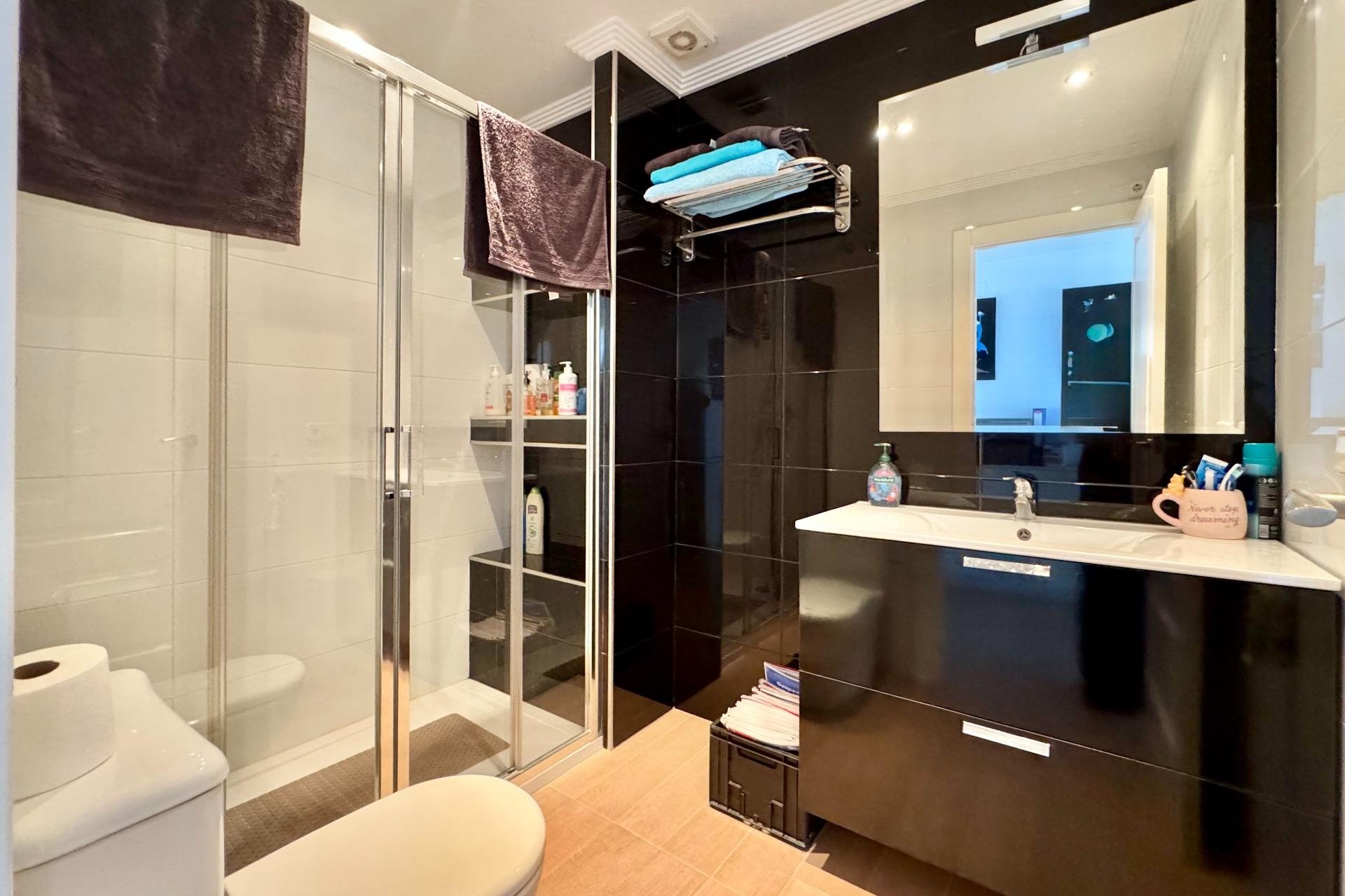 Segunda mano - Apartamento -
Orihuela Costa - Villamartín-las Filipinas