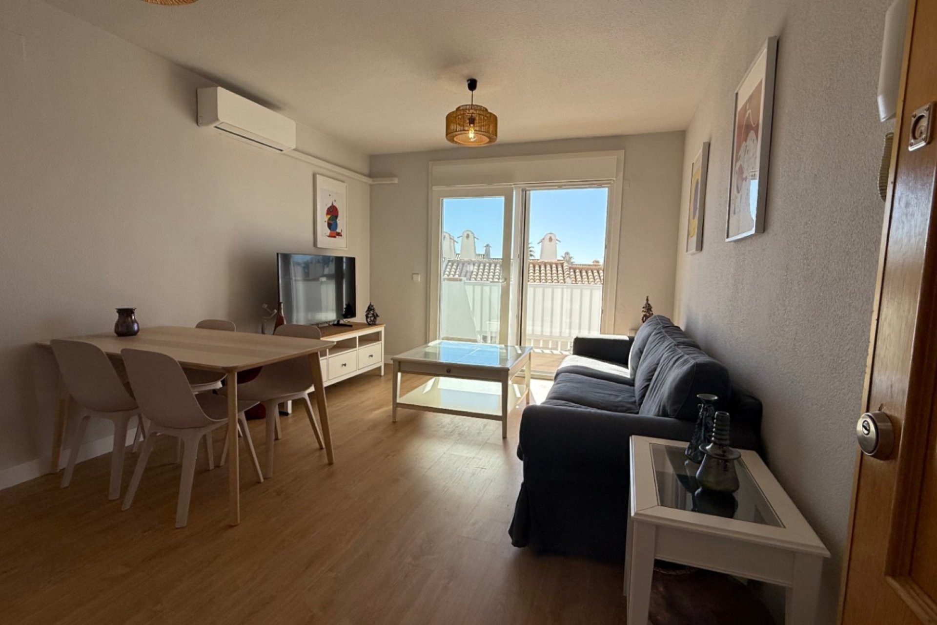 Segunda mano - Apartamento -
Orihuela - Inland