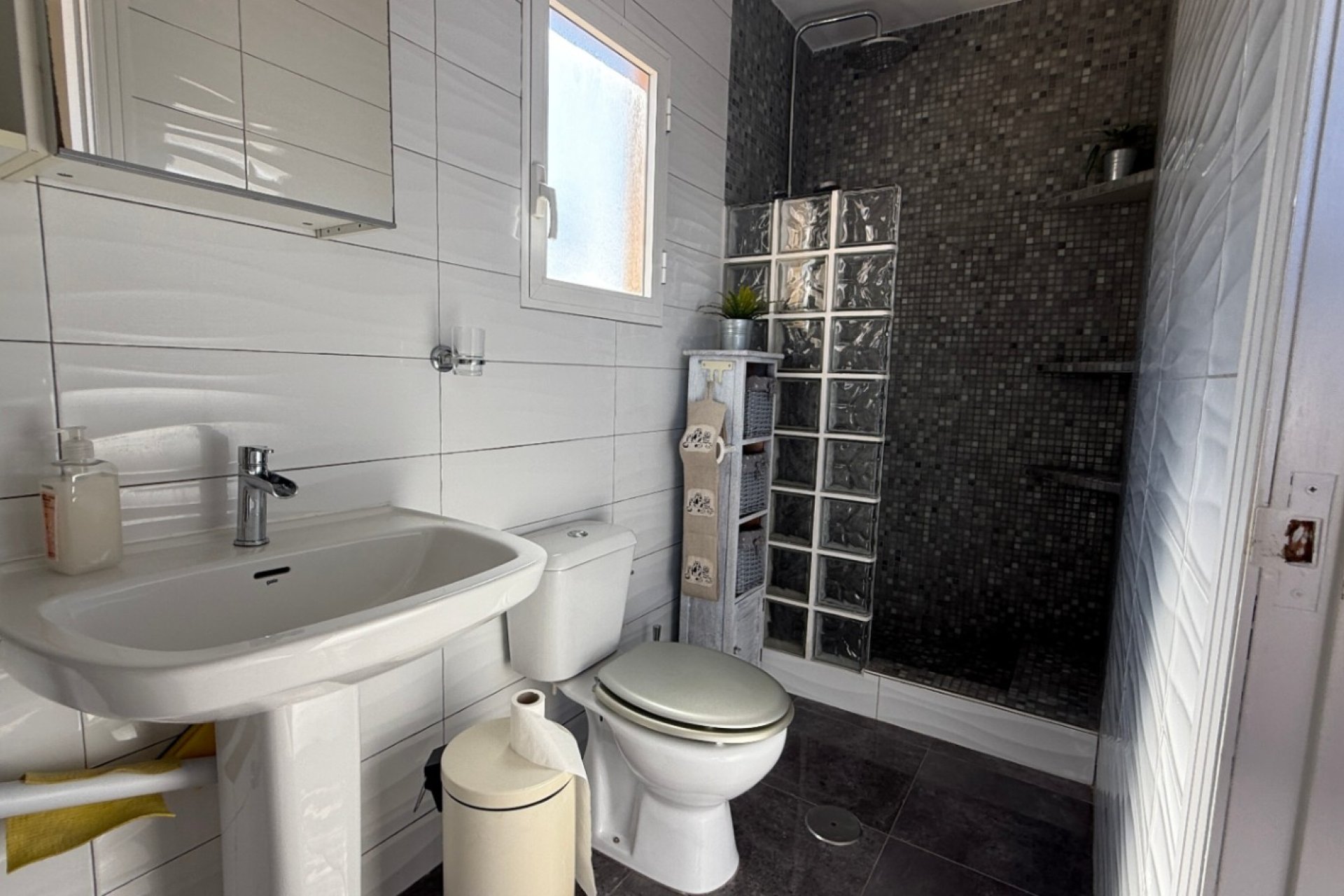 Segunda mano - Apartamento -
Orihuela - Inland