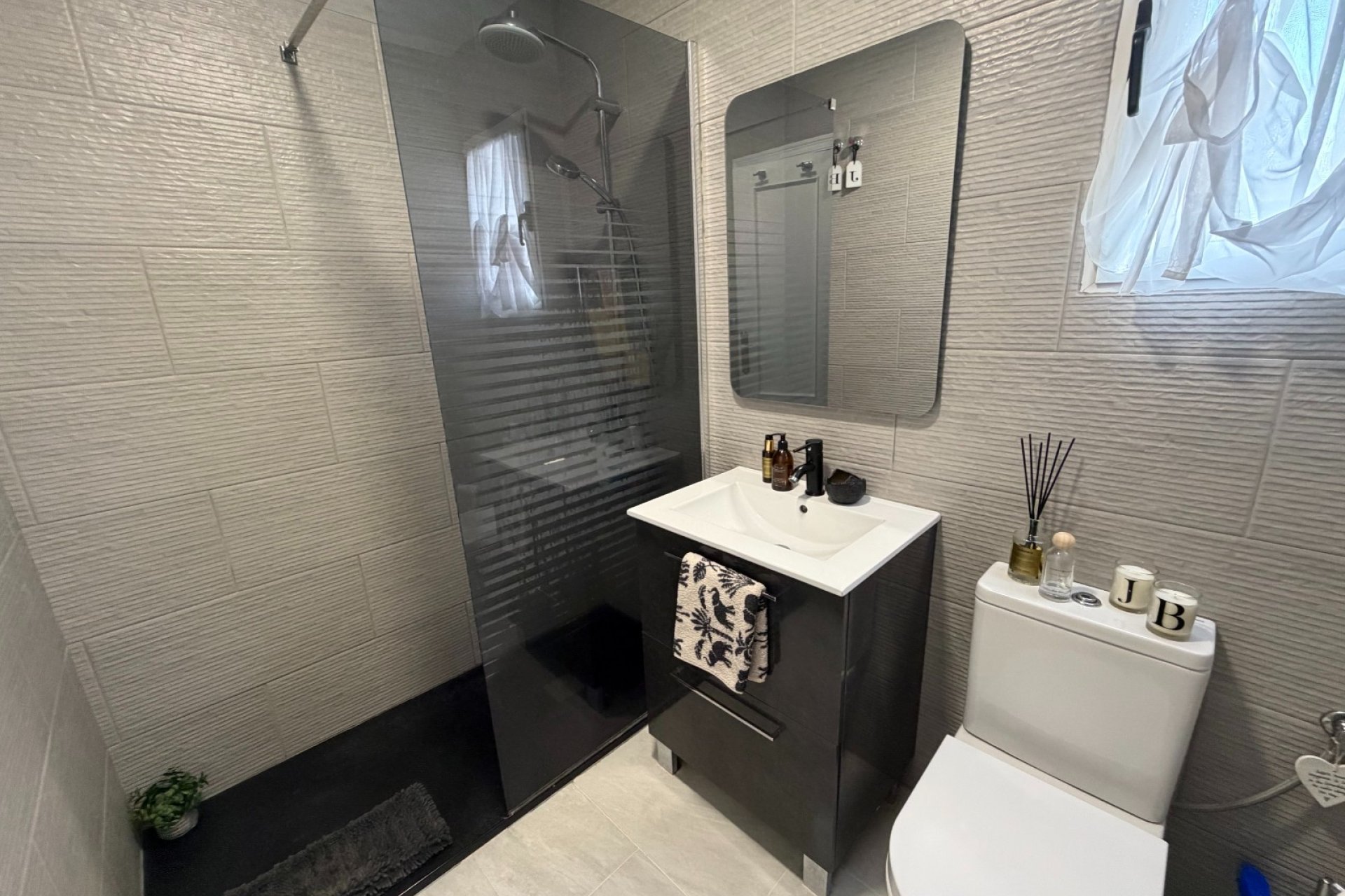 Segunda mano - Apartamento -
Orihuela - Inland