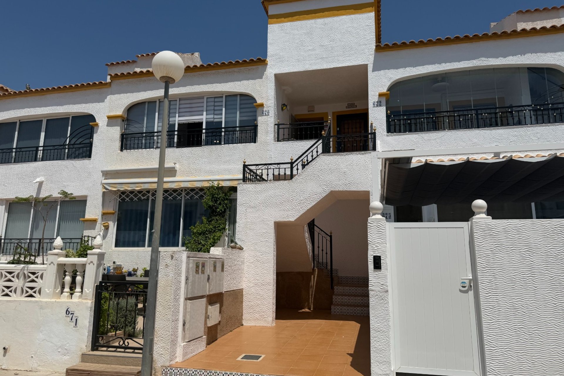 Segunda mano - Apartamento -
Orihuela - Inland