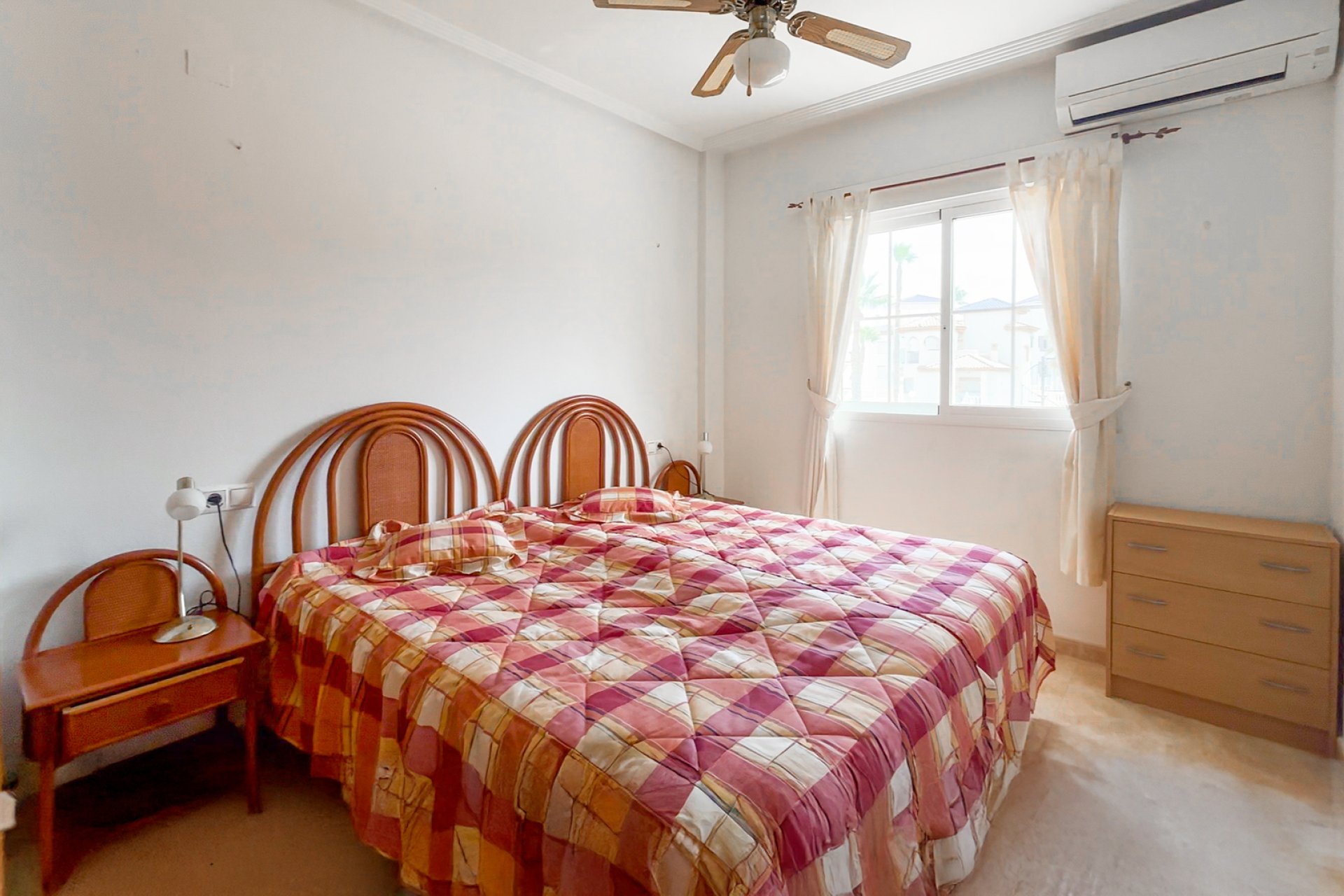 Segunda mano - Apartamento -
Orihuela - Inland