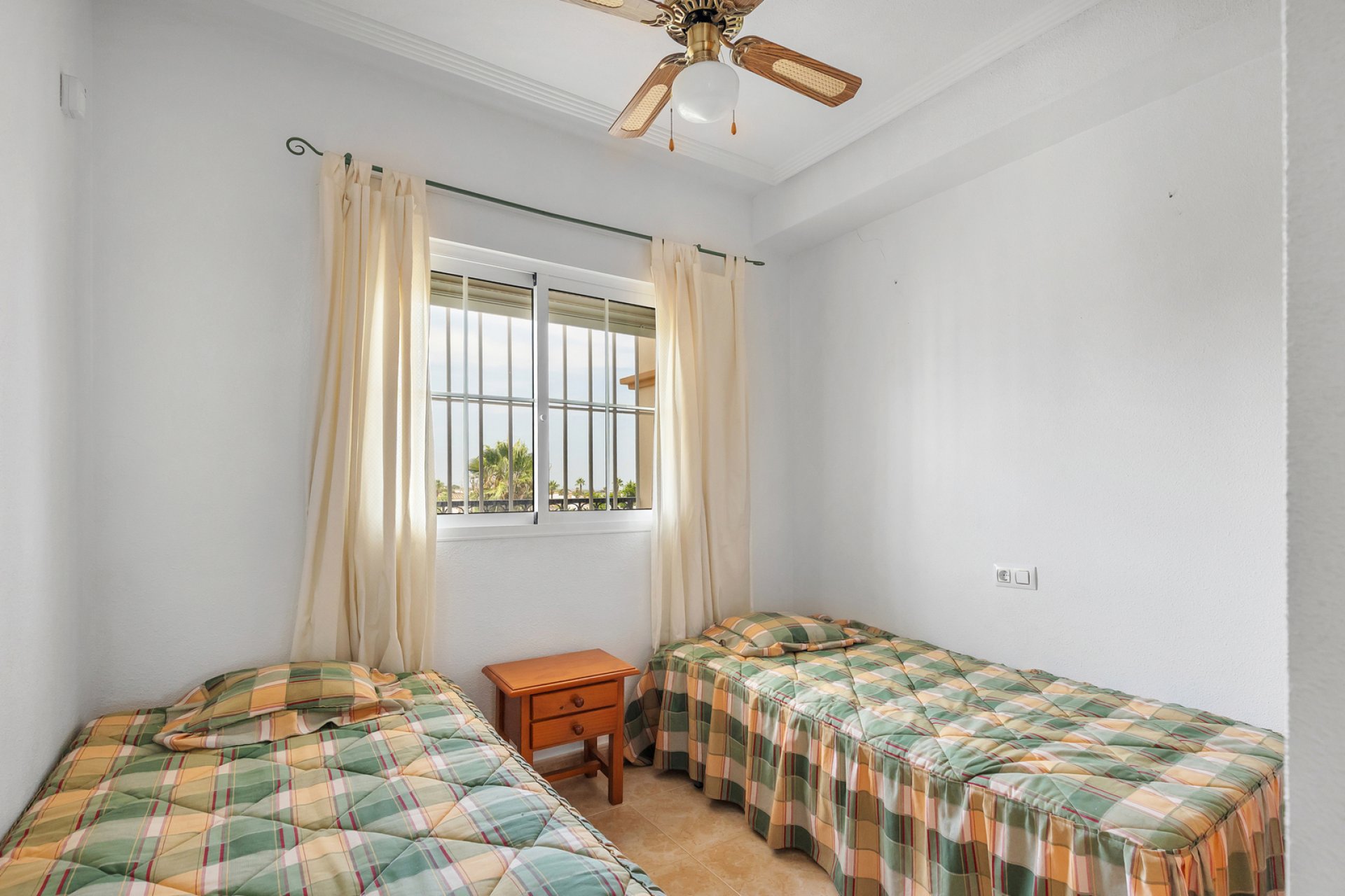 Segunda mano - Apartamento -
Orihuela - Inland