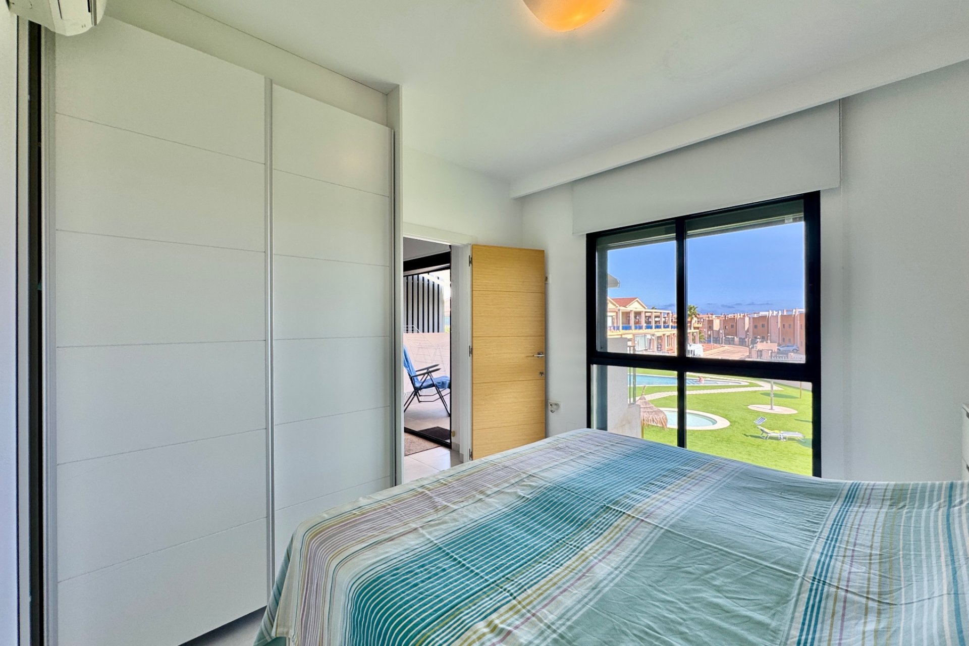 Segunda mano - Apartamento -
Orihuela - Inland