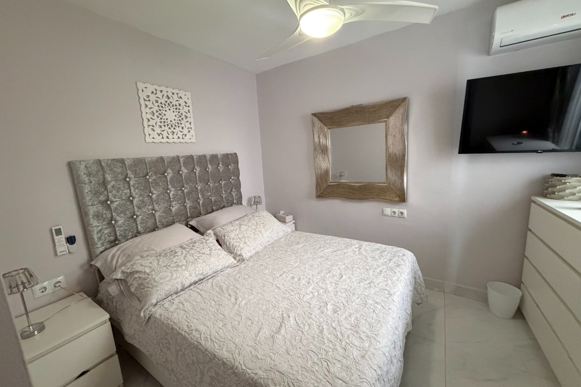 Segunda mano - Apartamento -
Orihuela - Inland