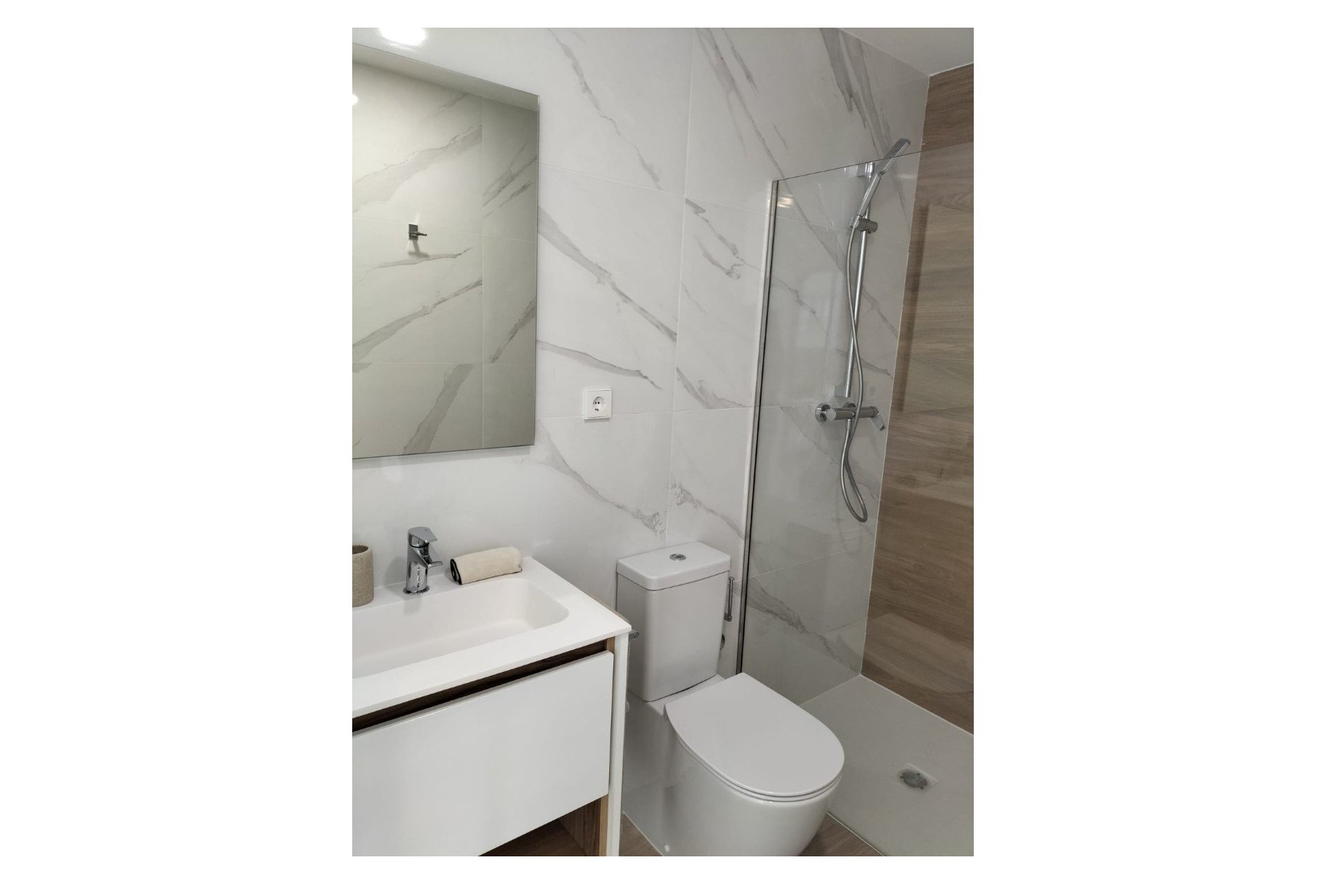 Segunda mano - Apartamento -
Orihuela - Inland