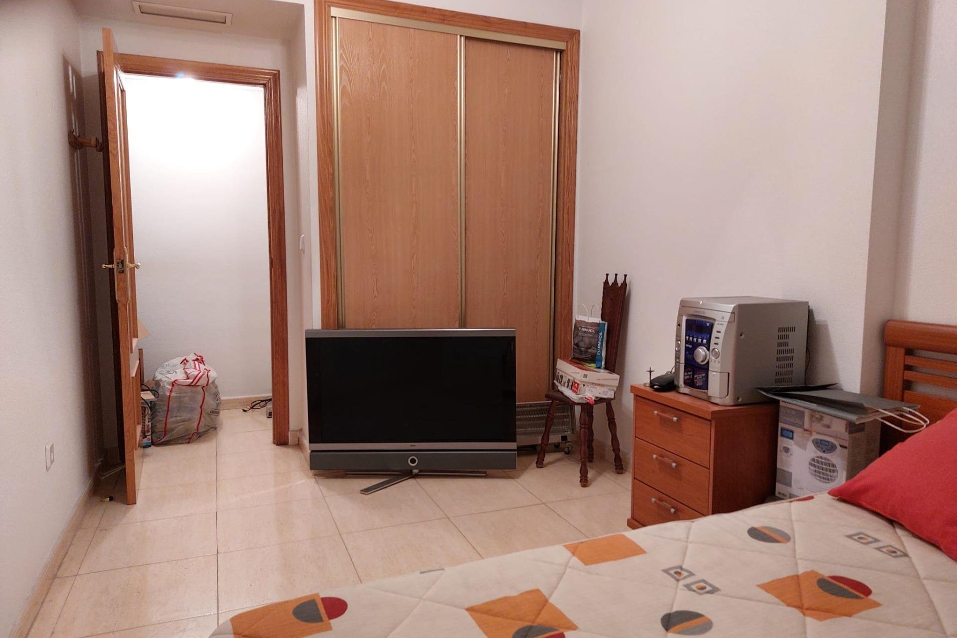 Segunda mano - Apartamento -
Orihuela - Zona Centro