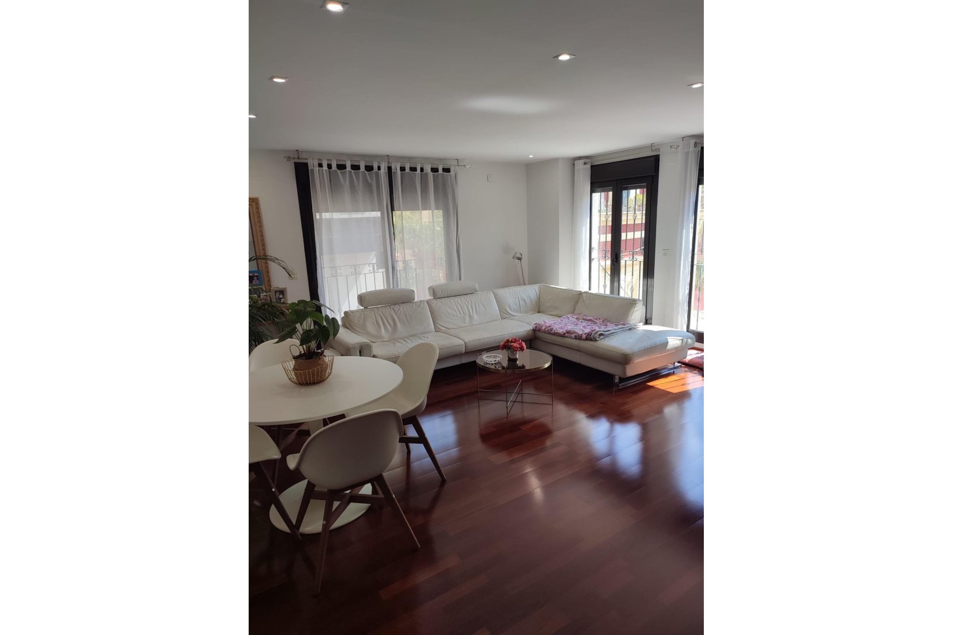 Segunda mano - Apartamento -
Orihuela - Zona Centro