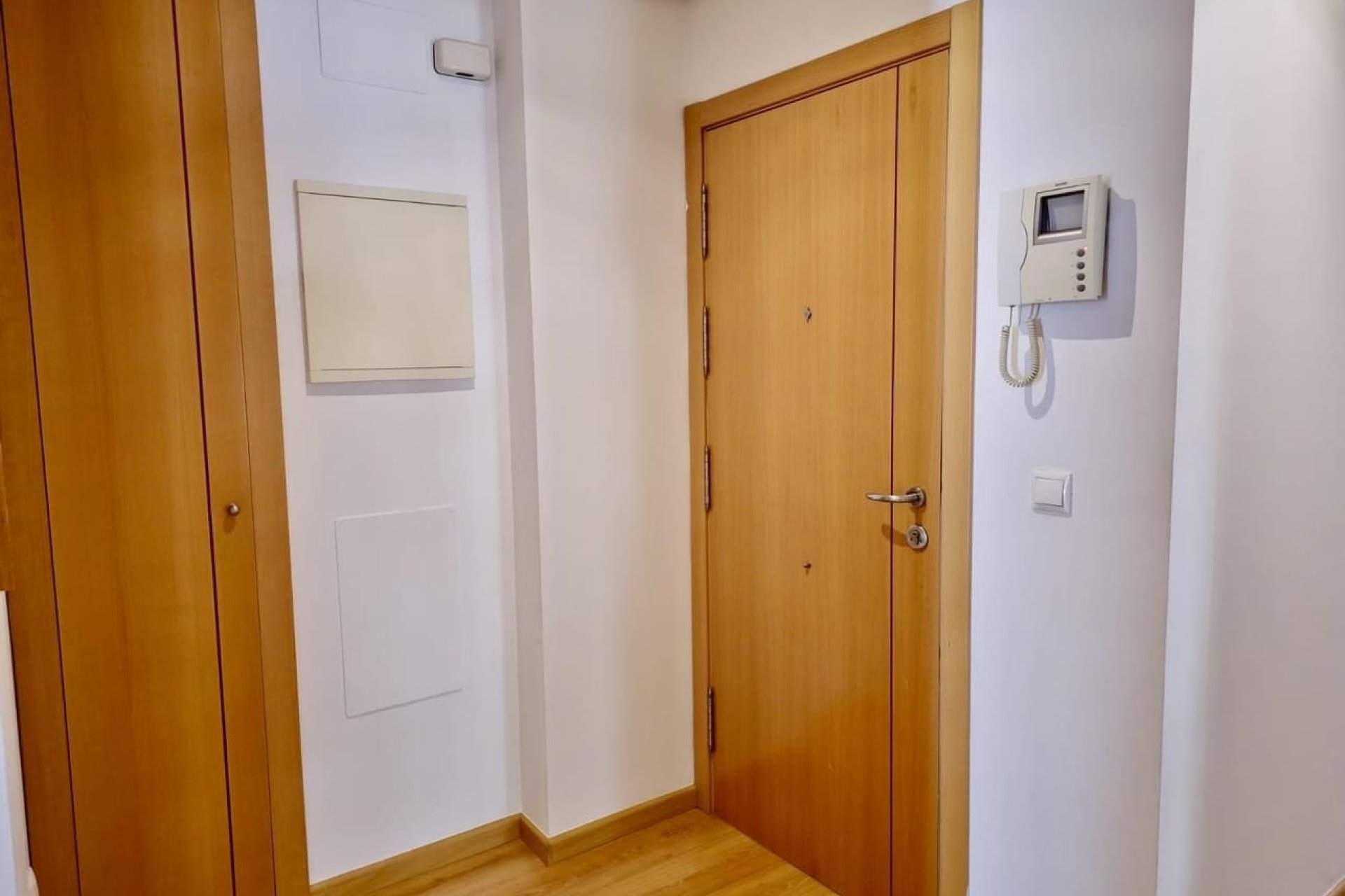 Segunda mano - Apartamento -
Pedreguer - Inland