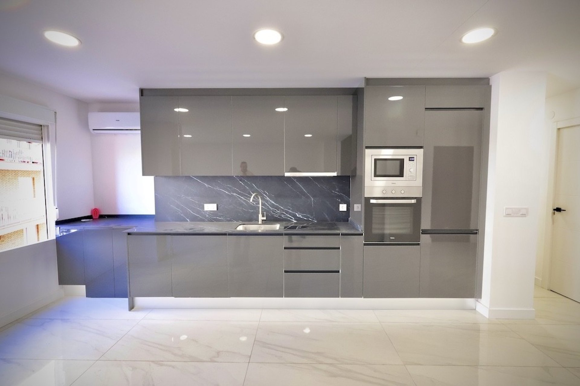 Segunda mano - Apartamento -
Playa del Cura - Costa Blanca