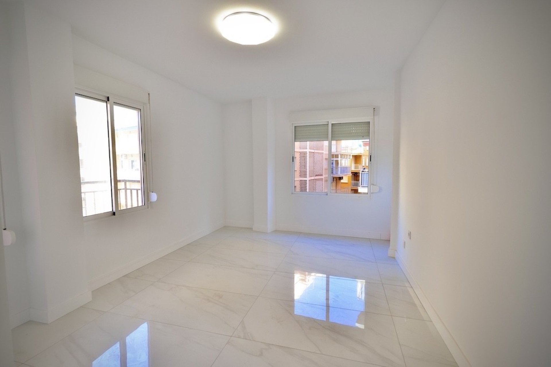 Segunda mano - Apartamento -
Playa del Cura - Costa Blanca