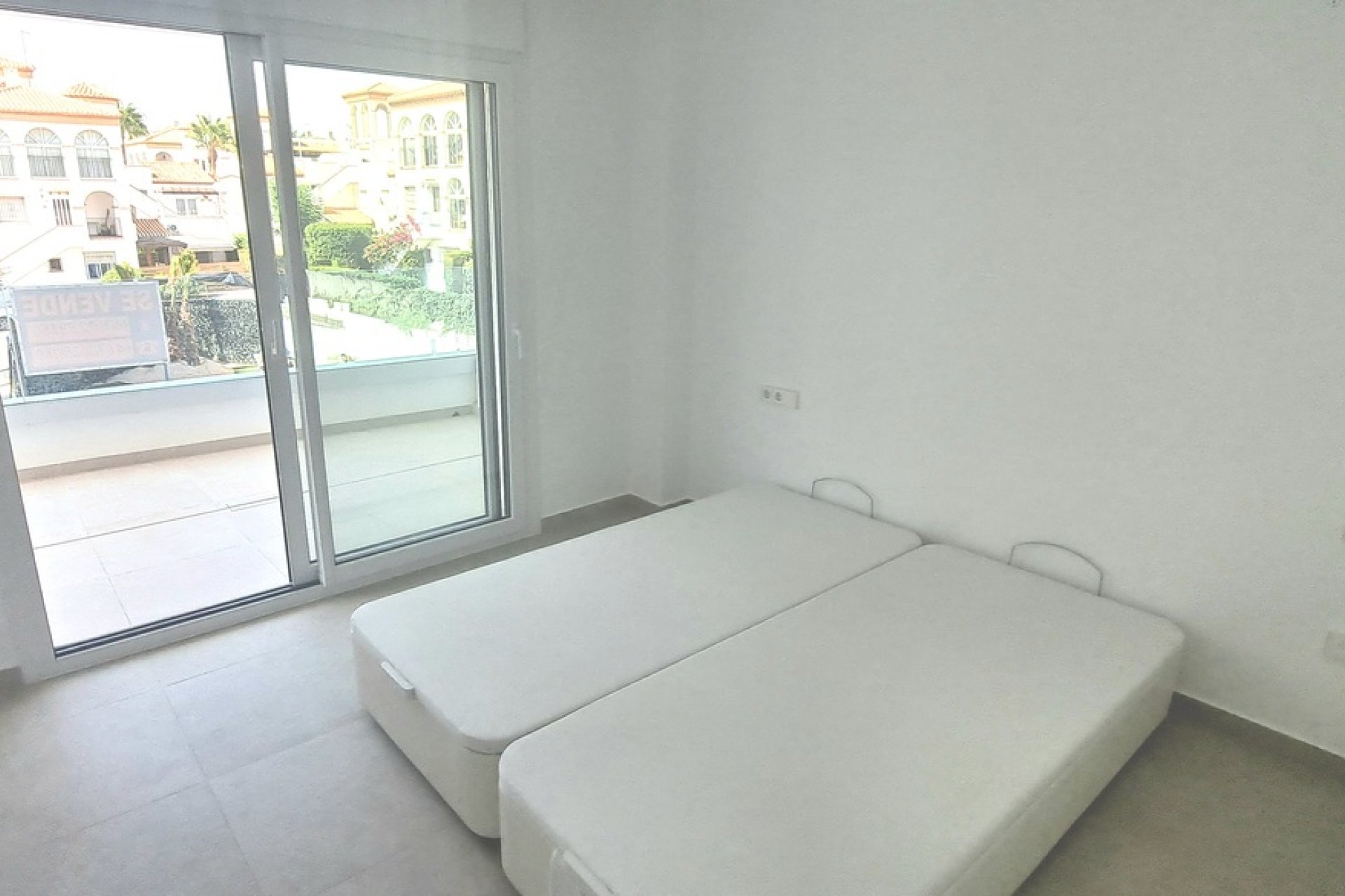 Segunda mano - Apartamento -
Playa Flamenca - Costa Blanca