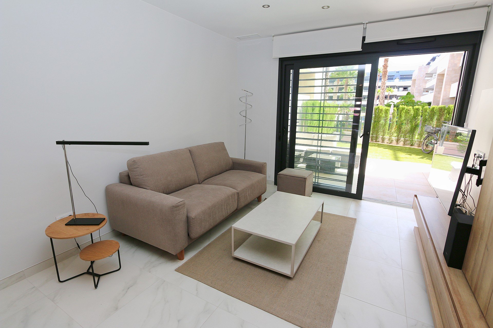 Segunda mano - Apartamento -
Playa Flamenca - Costa Blanca