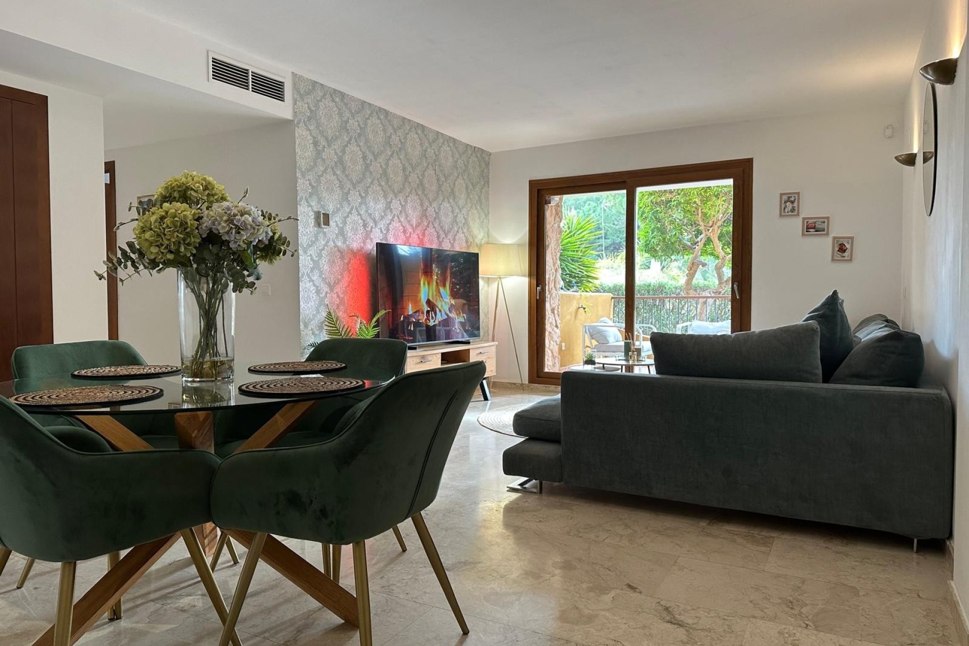 Segunda mano - Apartamento -
Punta Prima - Costa Blanca