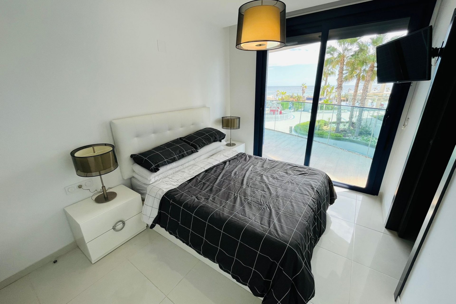 Segunda mano - Apartamento -
Punta Prima - Costa Blanca