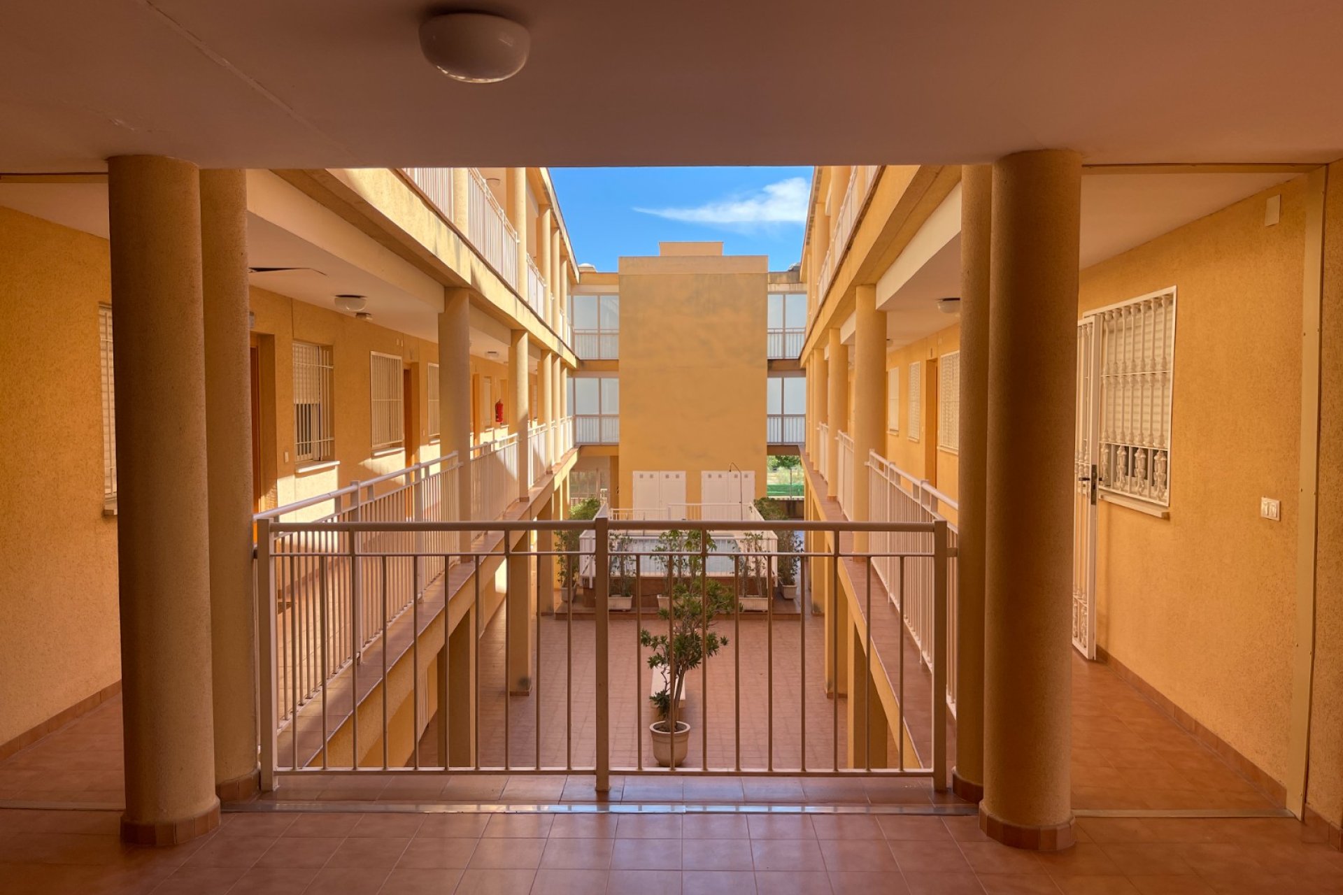 Segunda mano - Apartamento -
Rafal - Inland