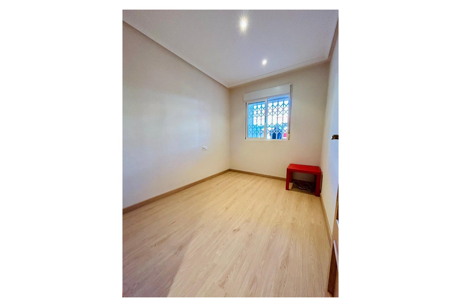 Segunda mano - Apartamento -
San Isidro - Inland