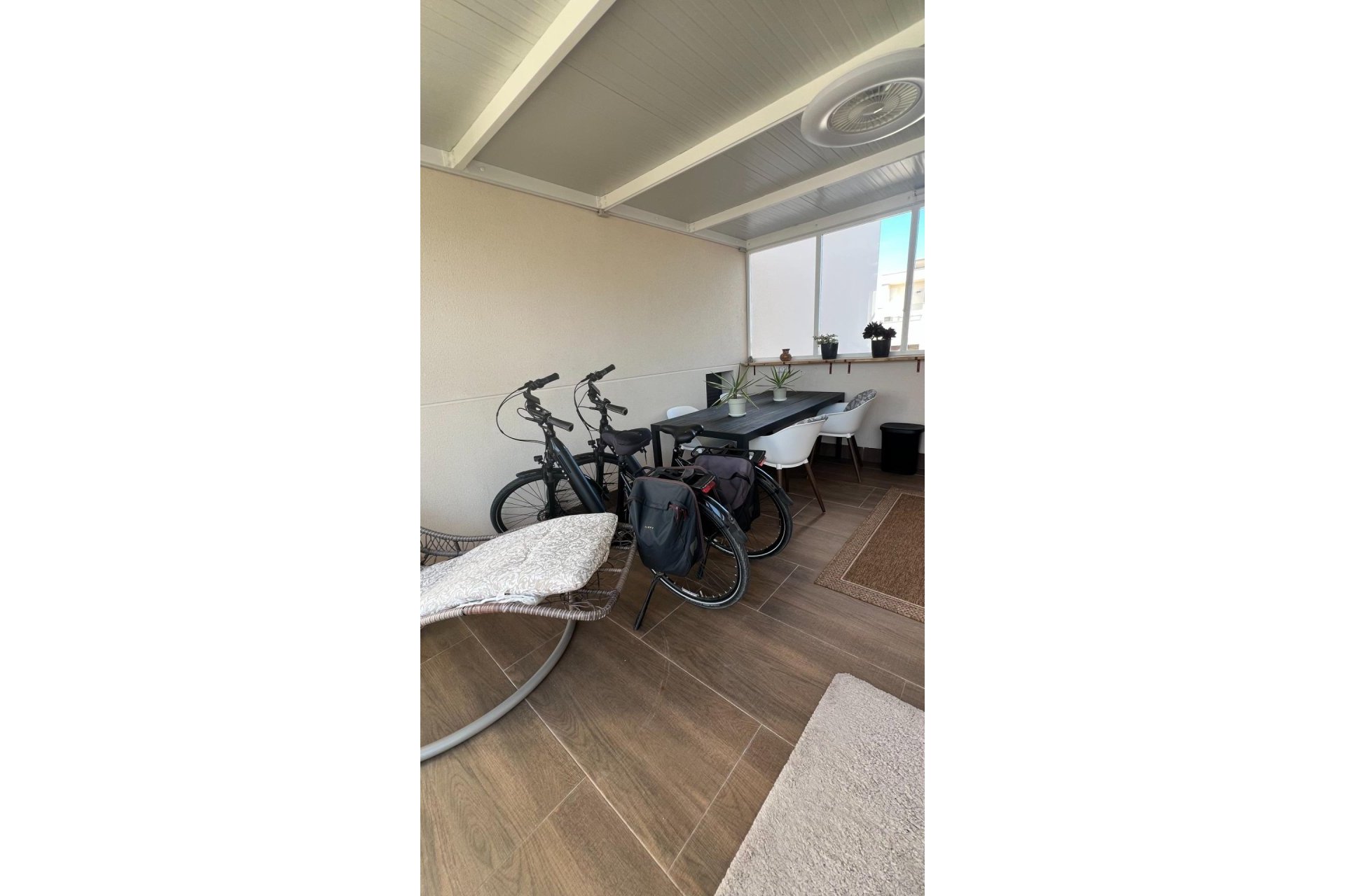 Segunda mano - Apartamento -
San Miguel de Salinas - Bellavista