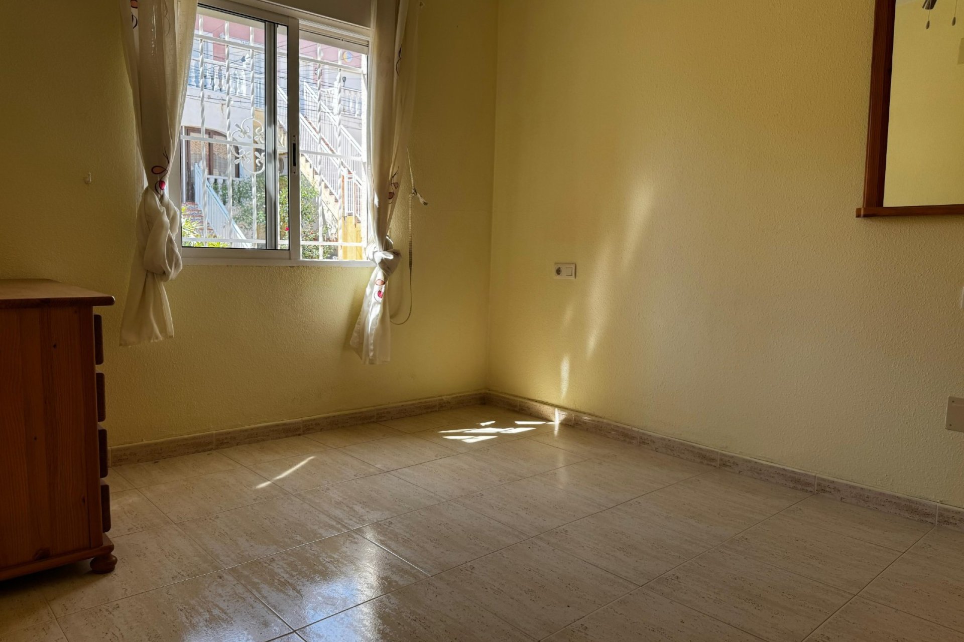 Segunda mano - Apartamento -
San Miguel de Salinas - Inland