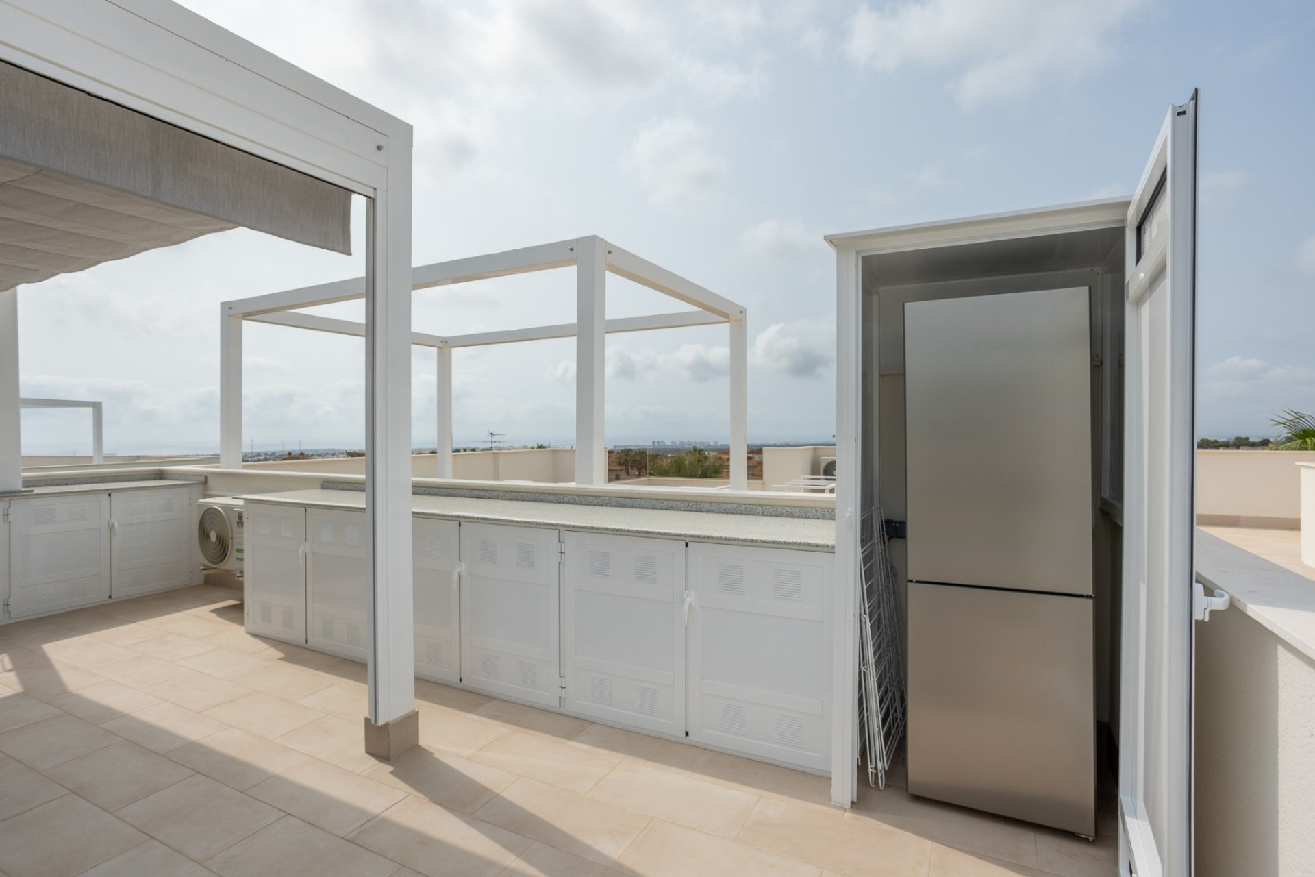 Segunda mano - Apartamento -
San Miguel de Salinas - Inland