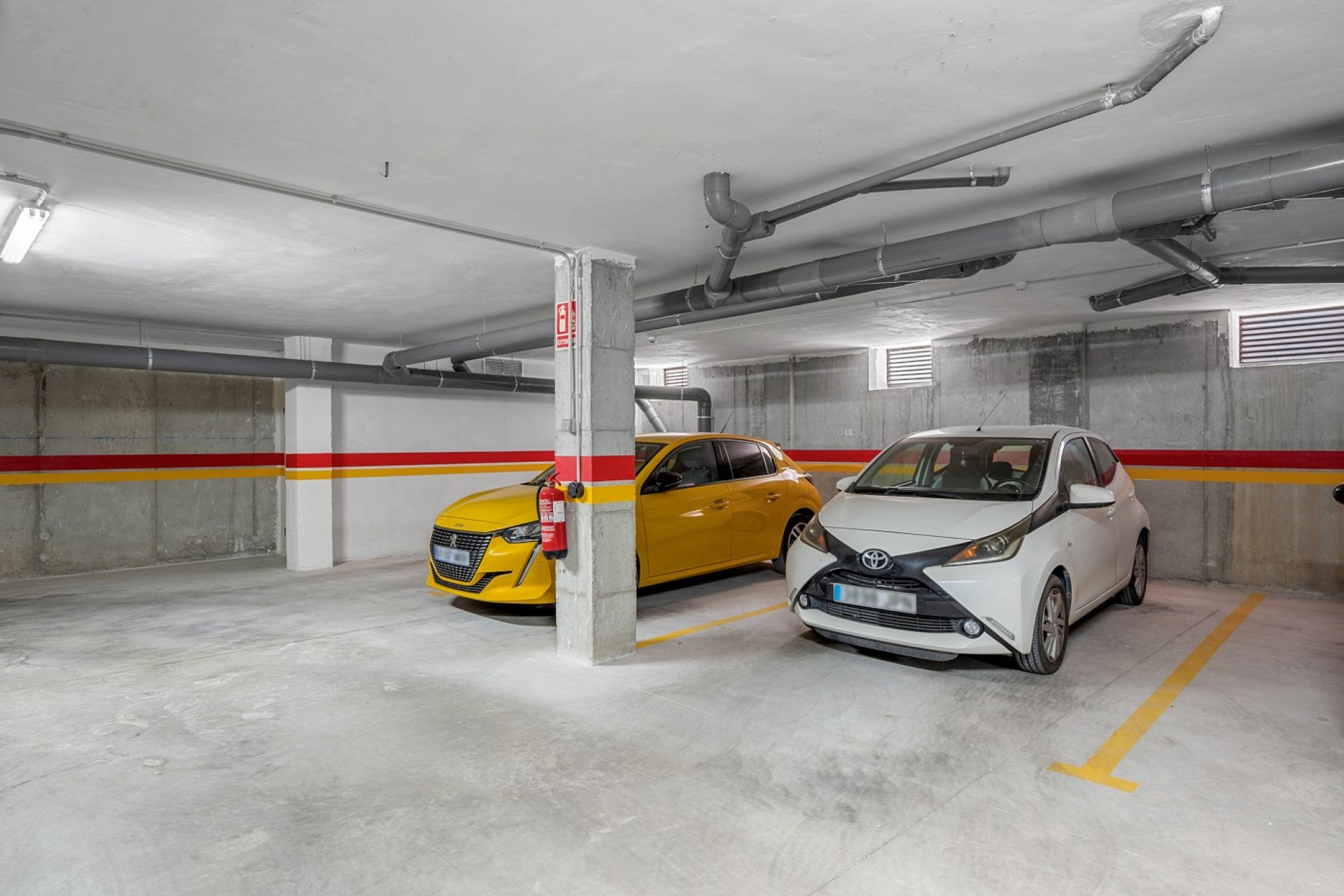 Segunda mano - Apartamento -
San Miguel de Salinas - Inland