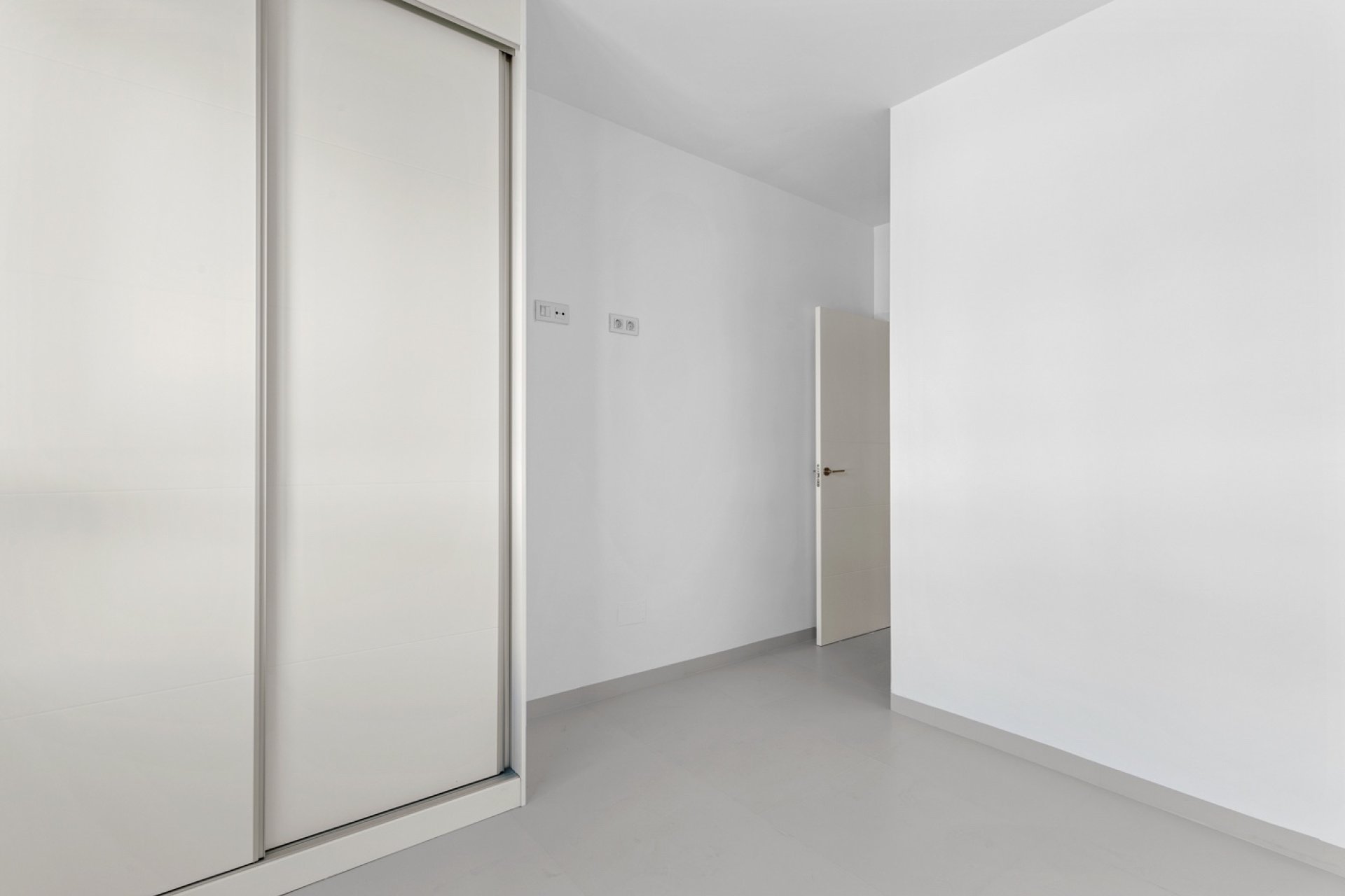 Segunda mano - Apartamento -
San Miguel de Salinas - Inland