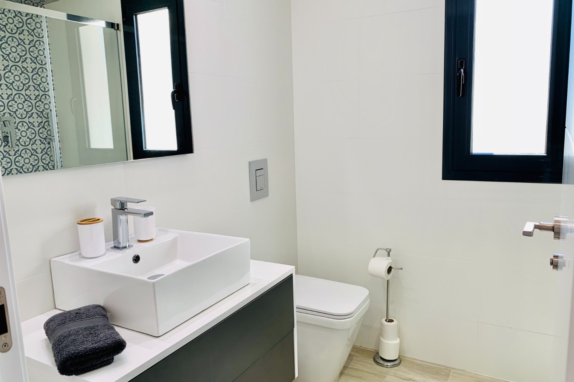 Segunda mano - Apartamento -
San Miguel de Salinas - Inland