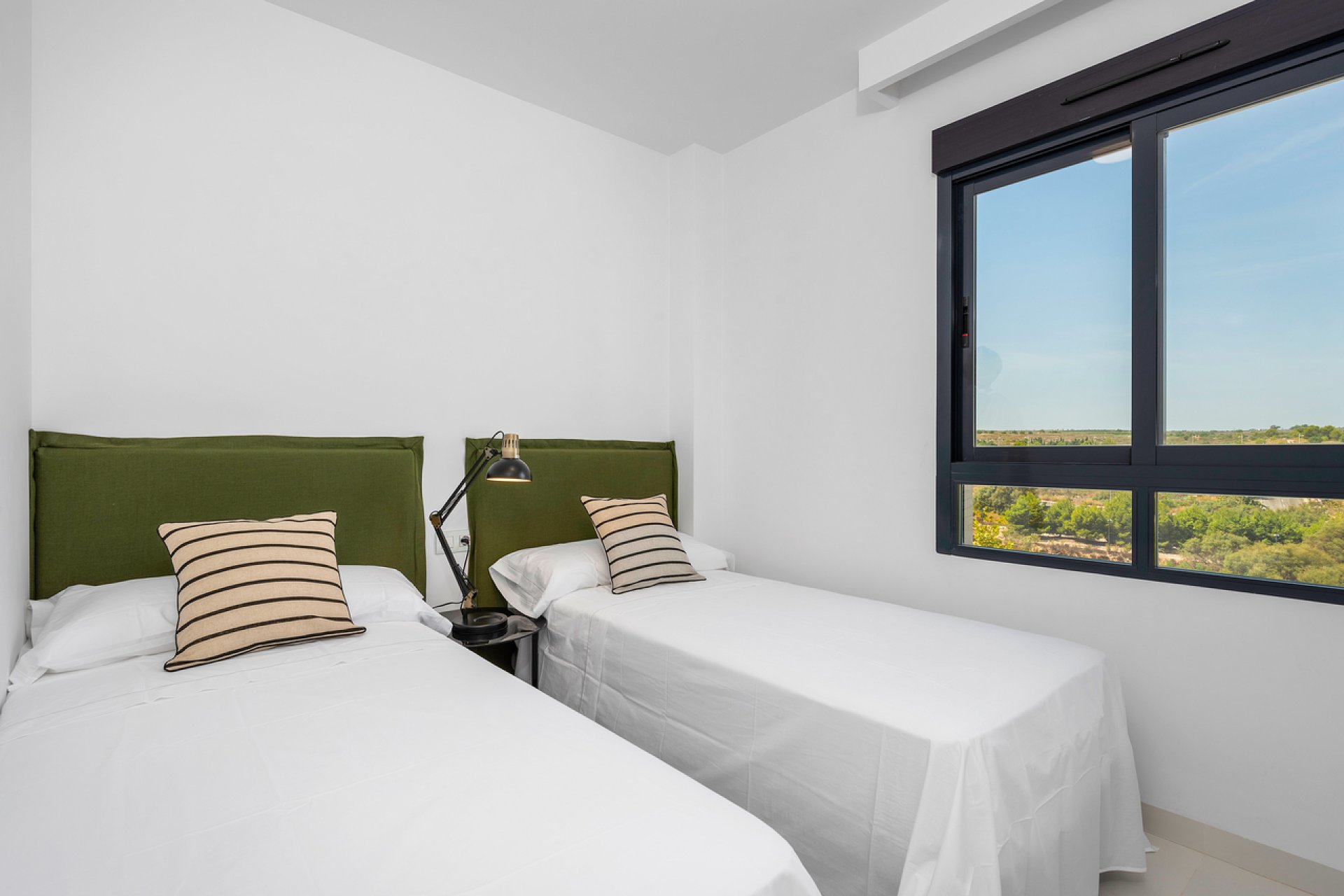 Segunda mano - Apartamento -
San Miguel de Salinas - Inland