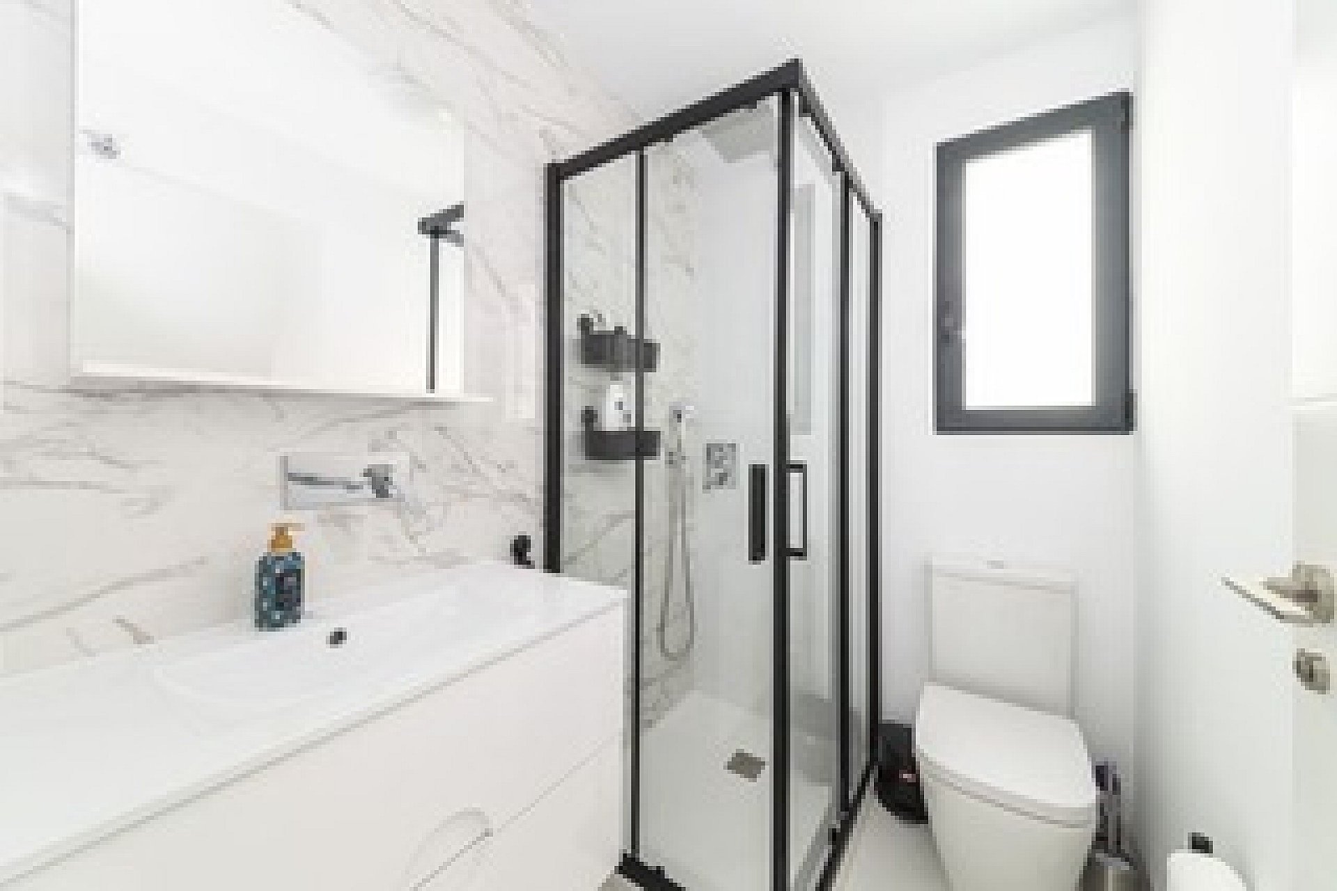 Segunda mano - Apartamento -
San Miguel de Salinas - Inland