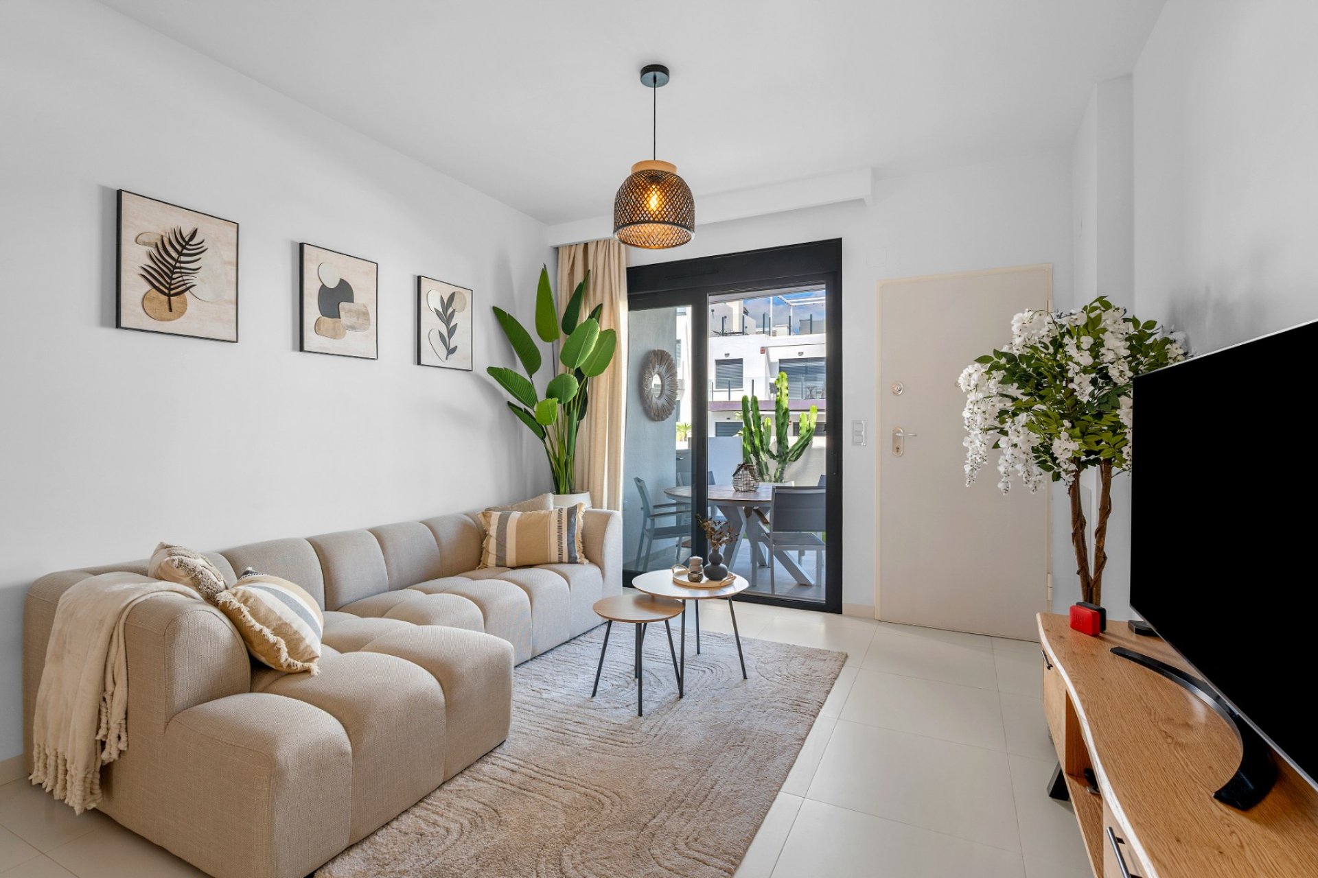 Segunda mano - Apartamento -
San Miguel de Salinas - Inland