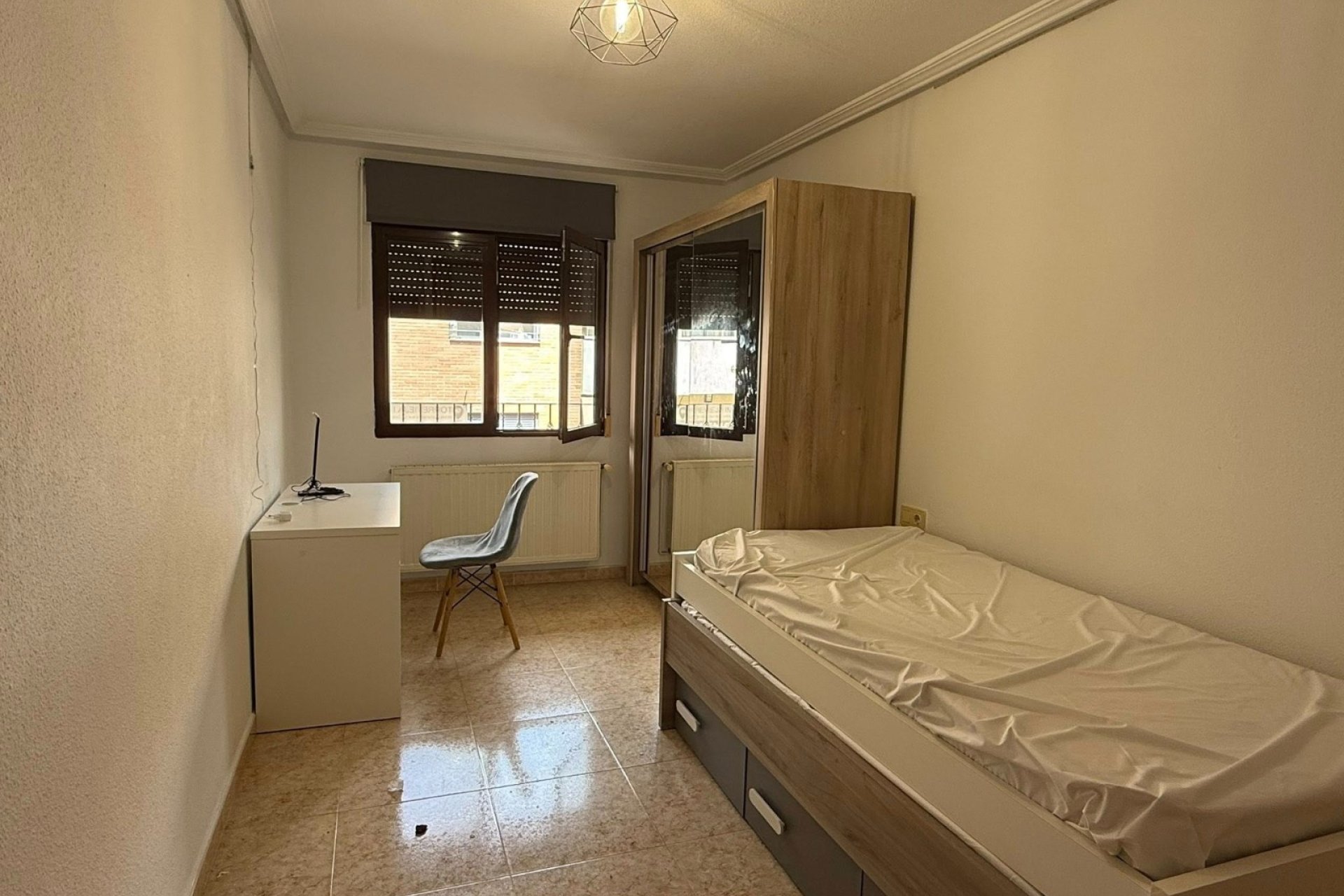 Segunda mano - Apartamento -
San Miguel de Salinas - Inland