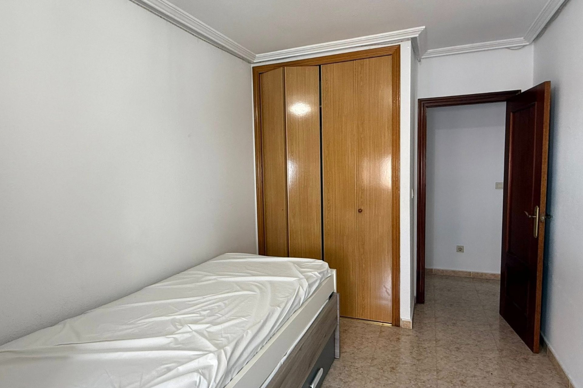 Segunda mano - Apartamento -
San Miguel de Salinas - Inland