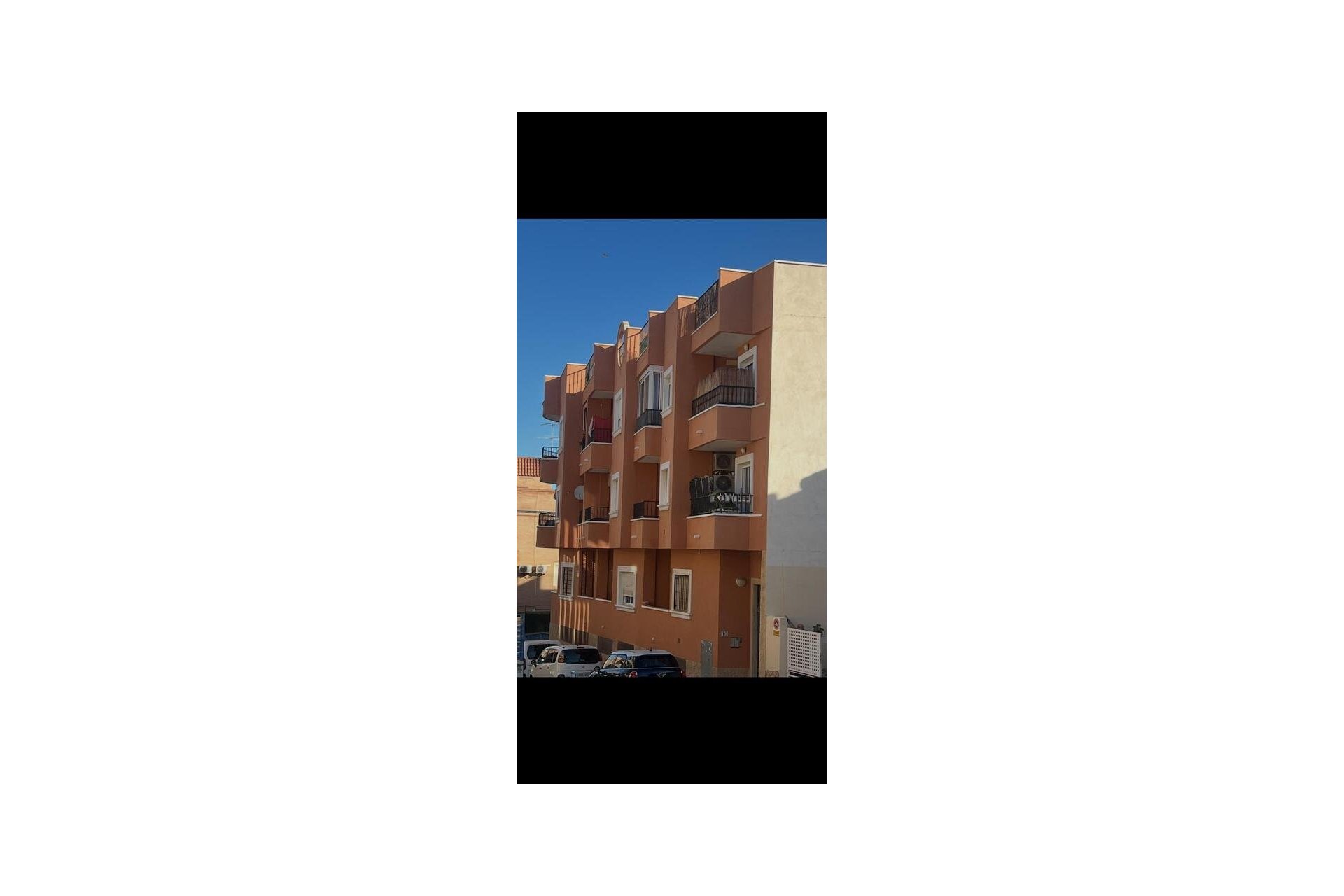 Segunda mano - Apartamento -
San Miguel de Salinas - Inland