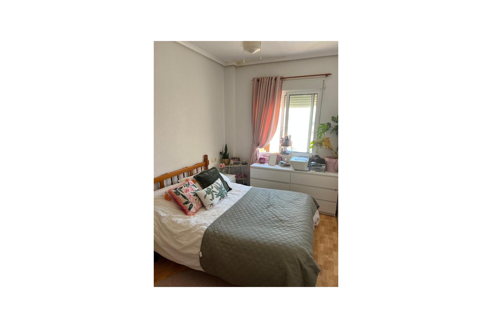 Segunda mano - Apartamento -
San Miguel de Salinas - Inland