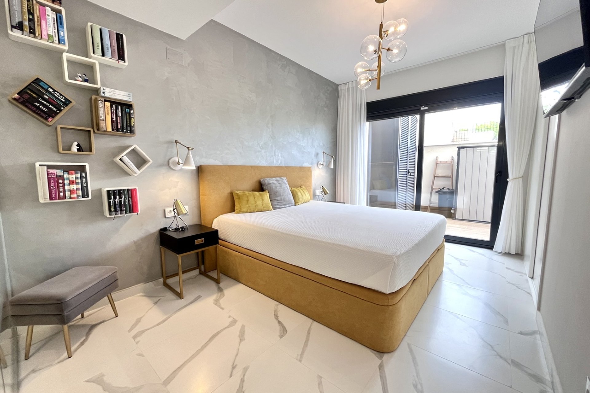 Segunda mano - Apartamento -
San Miguel de Salinas - Inland
