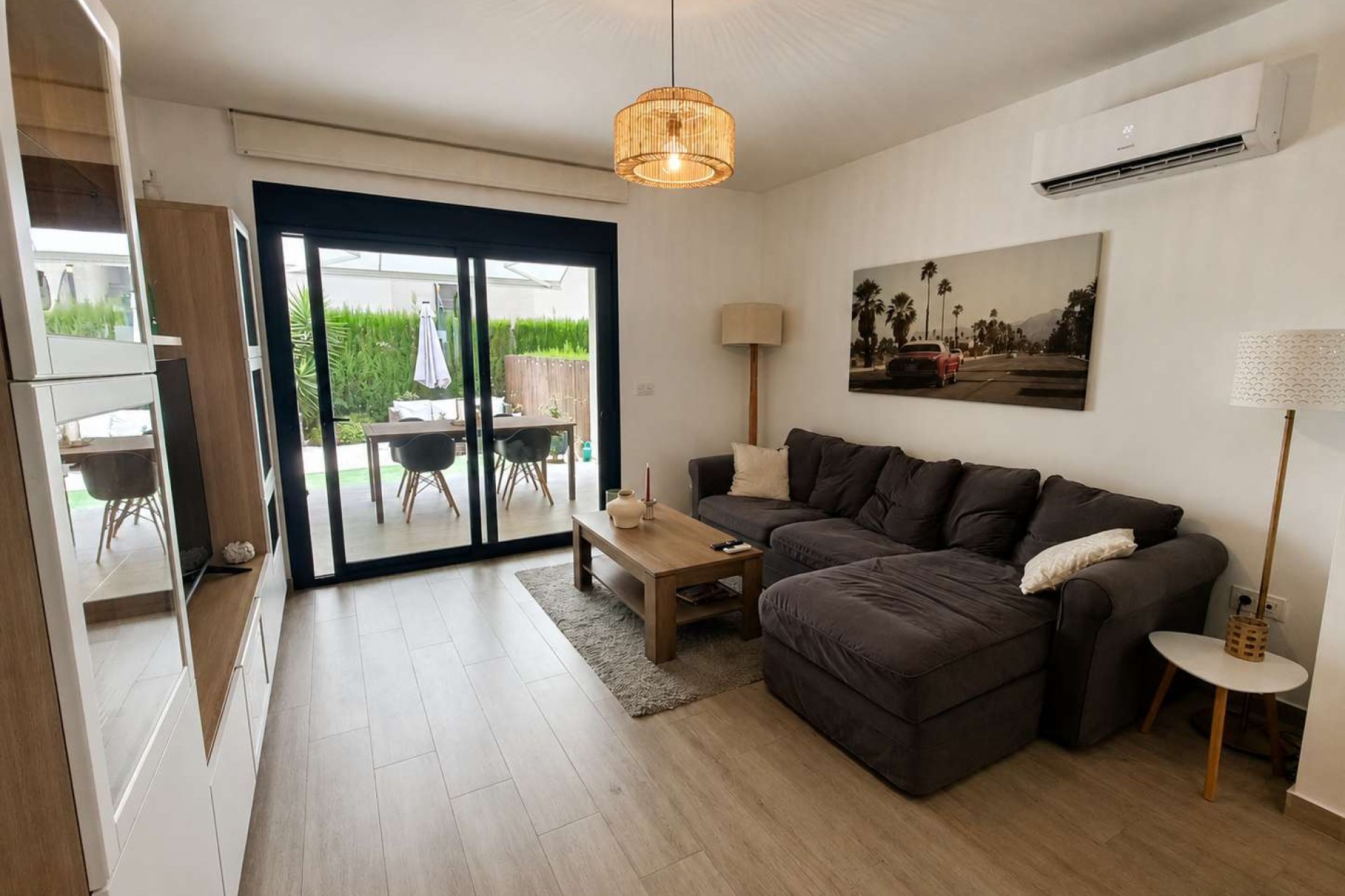 Segunda mano - Apartamento -
San Miguel de Salinas - Inland