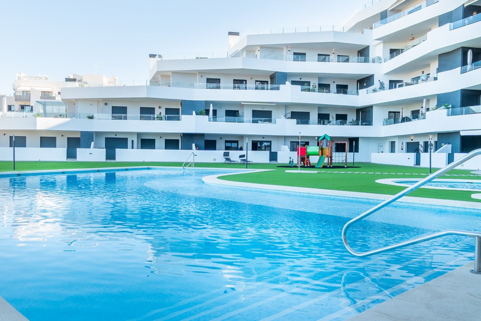 Segunda mano - Apartamento -
San Miguel de Salinas - Inland