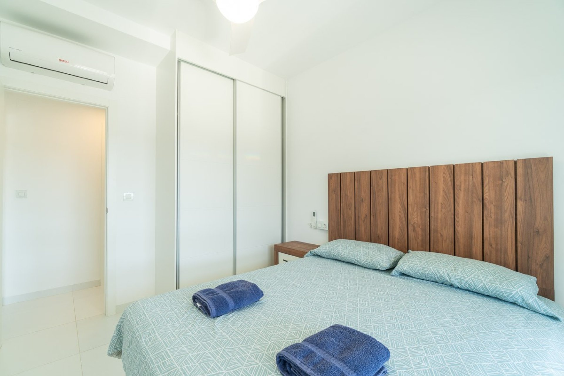 Segunda mano - Apartamento -
San Miguel de Salinas - Inland