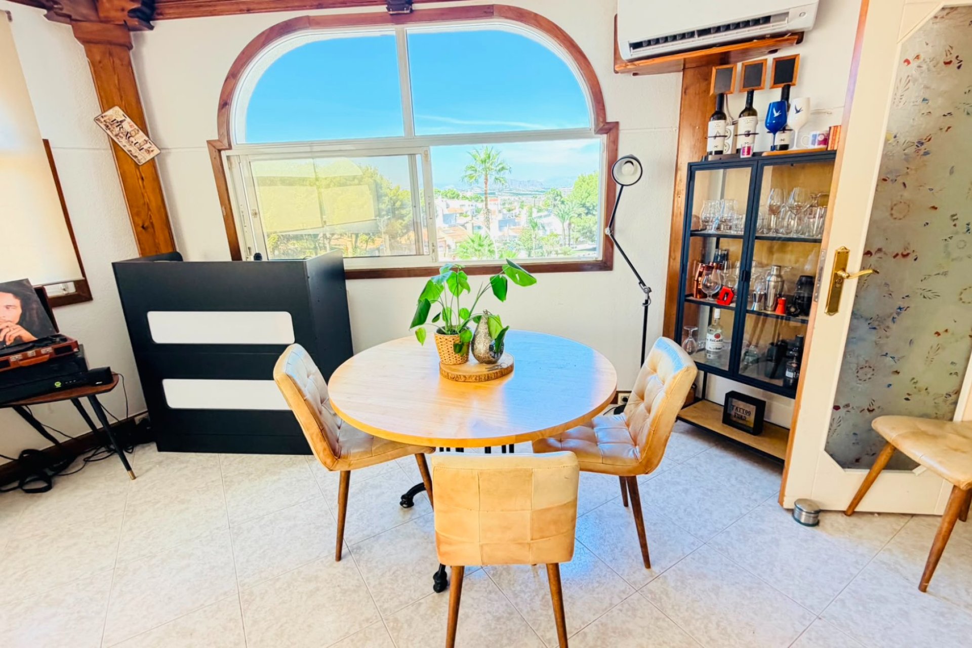 Segunda mano - Apartamento -
San Miguel de Salinas - Inland