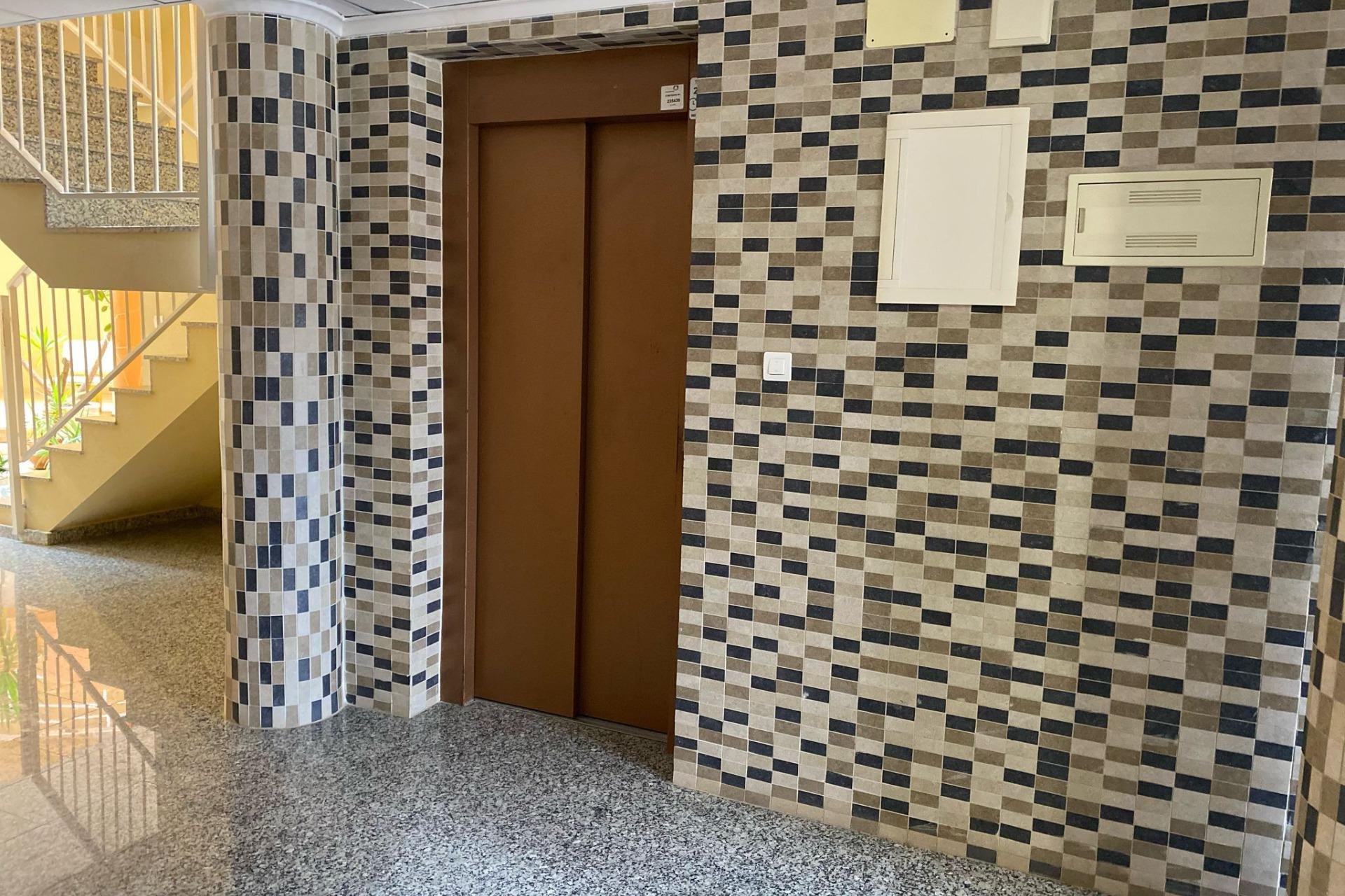 Segunda mano - Apartamento -
San Miguel de Salinas - Pueblo 9